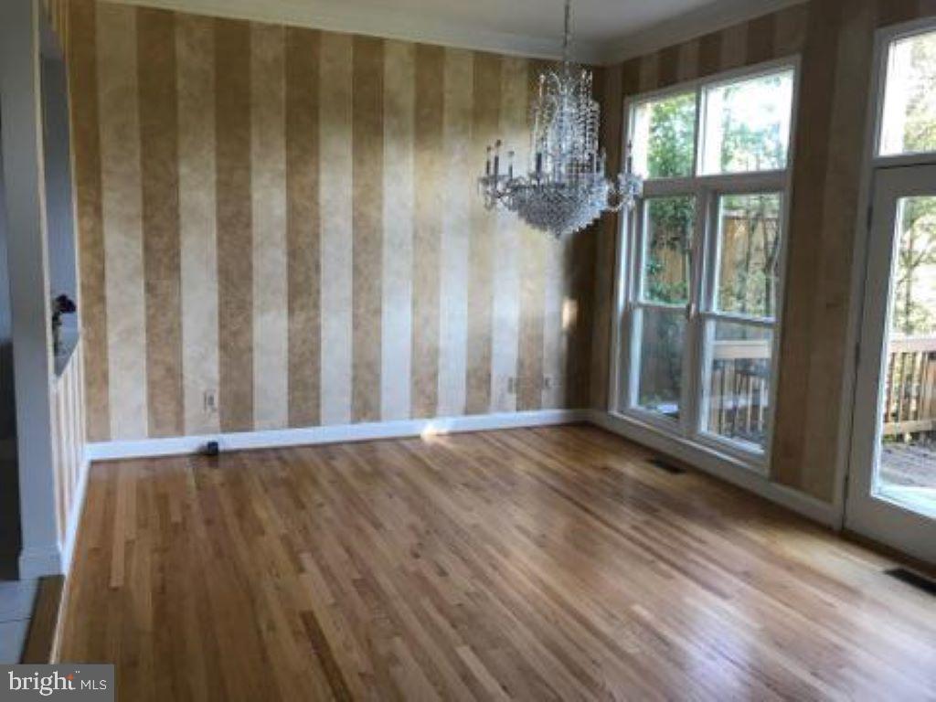 POTOMAC CREST - Residential Lease