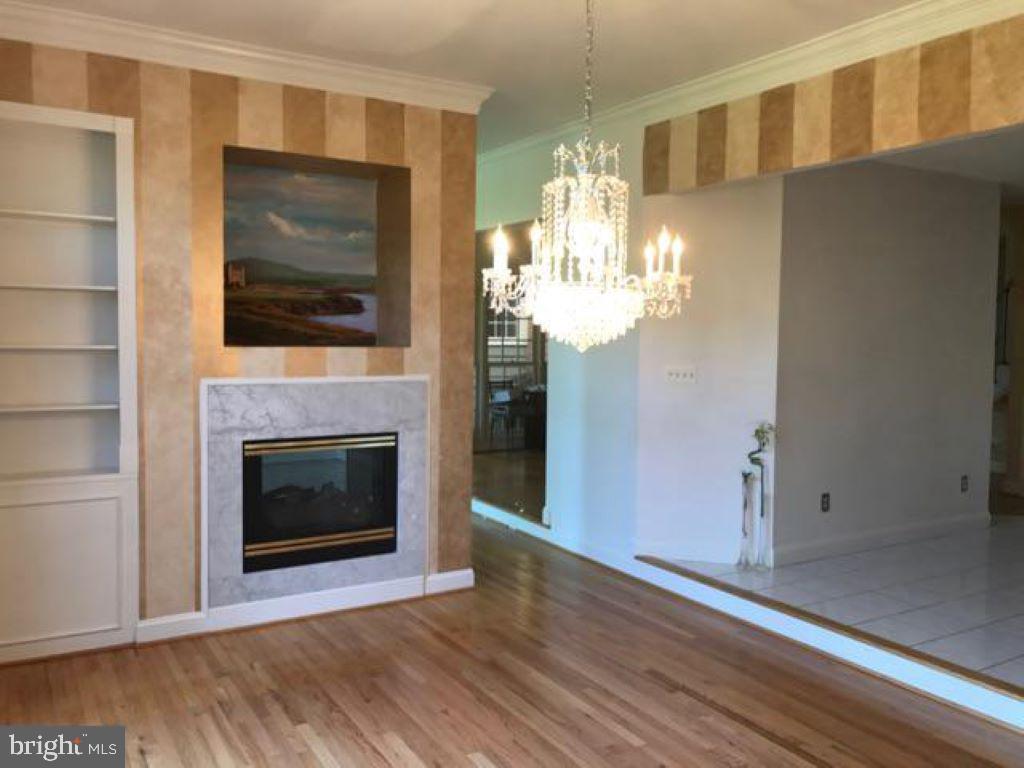 POTOMAC CREST - Residential Lease