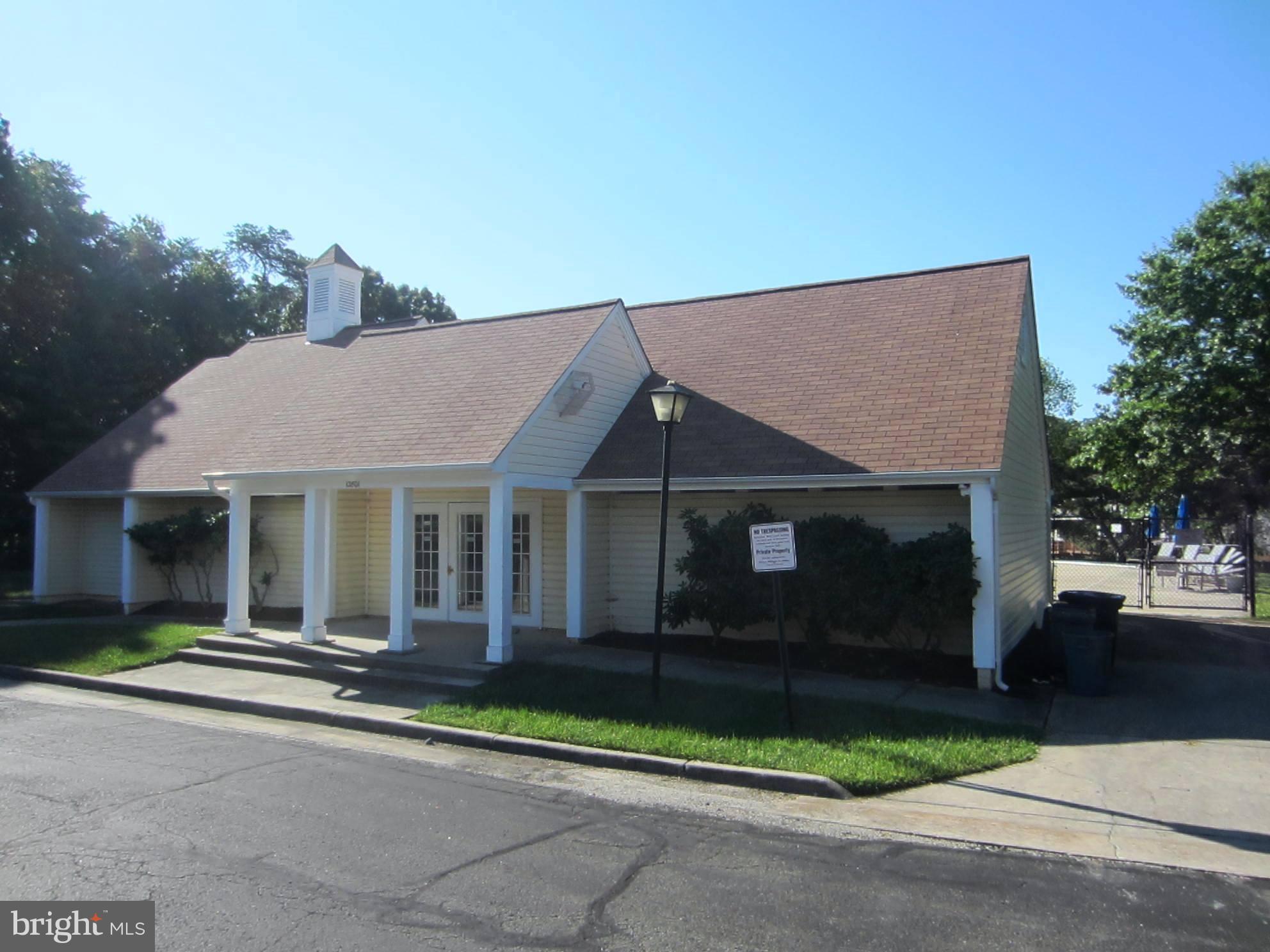 ROLLING BROOK - Residential Lease