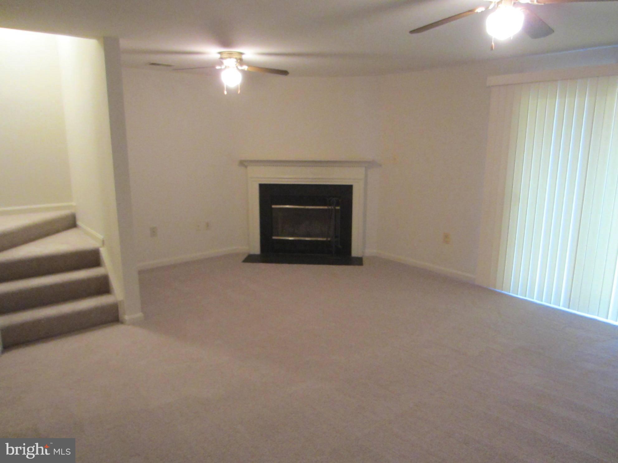 ROLLING BROOK - Residential Lease