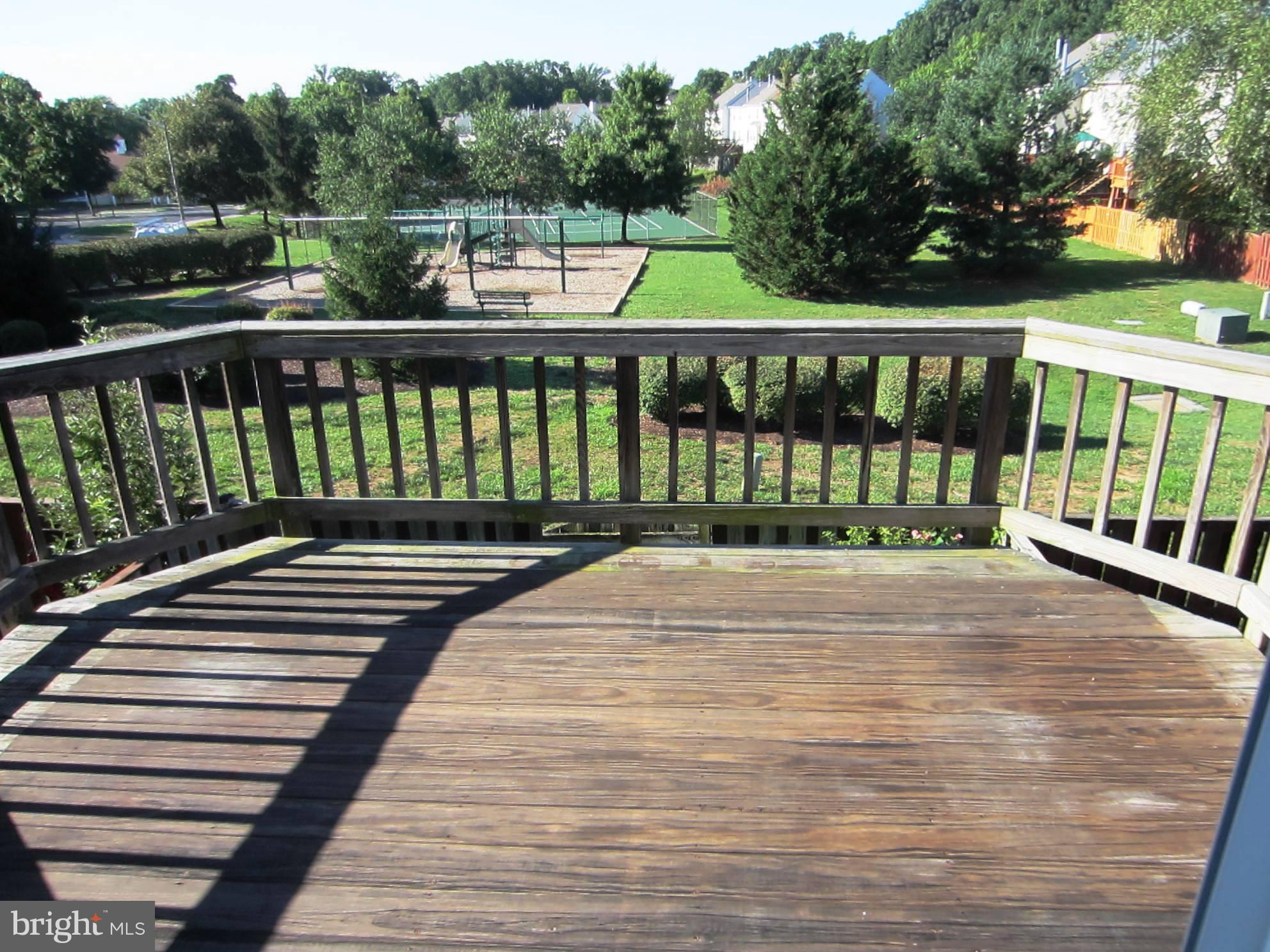 ROLLING BROOK - Residential Lease