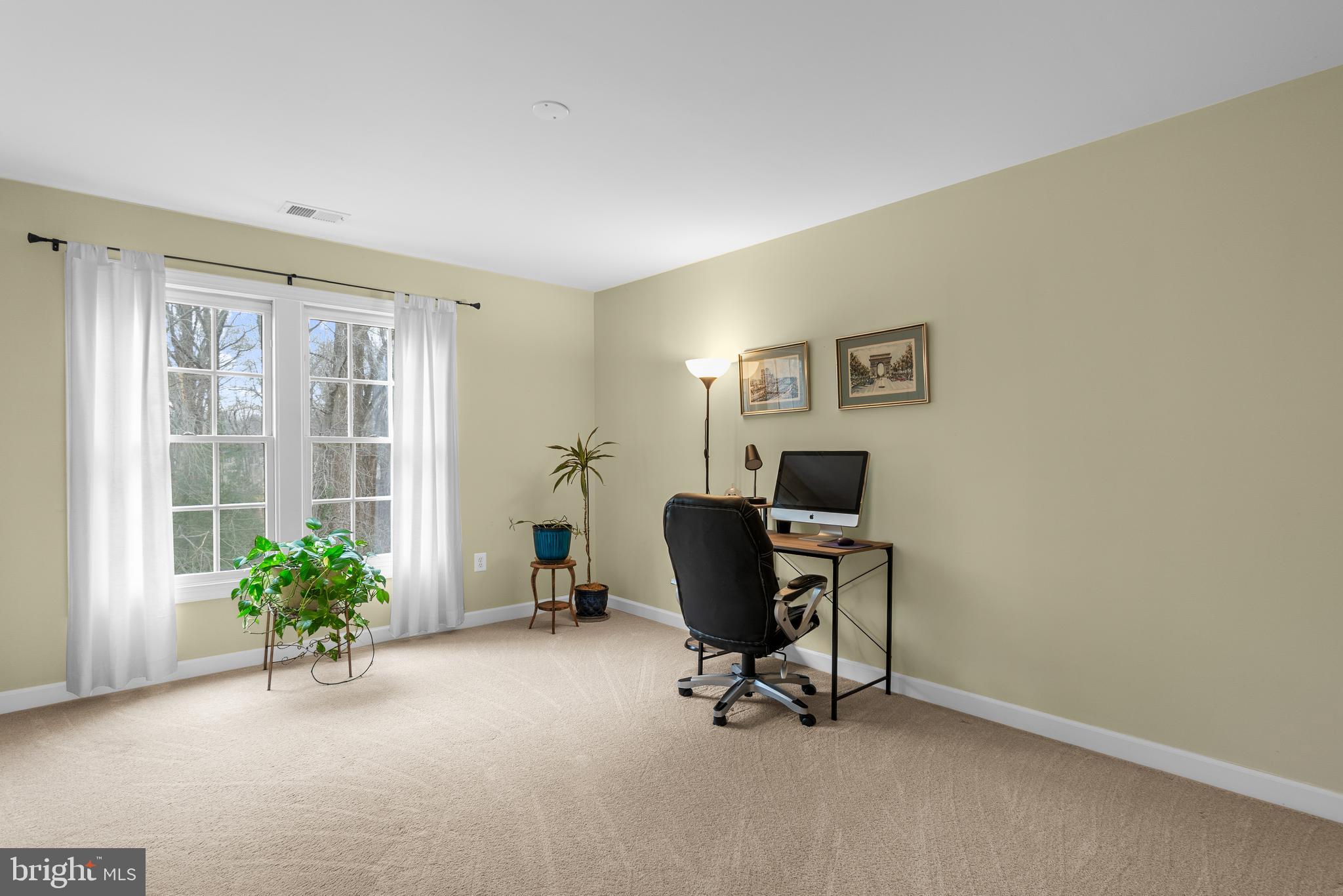 OATLAND FARM - Residential