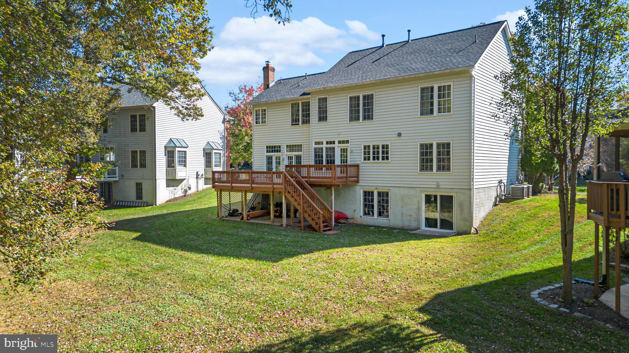 OATLAND FARM - Residential