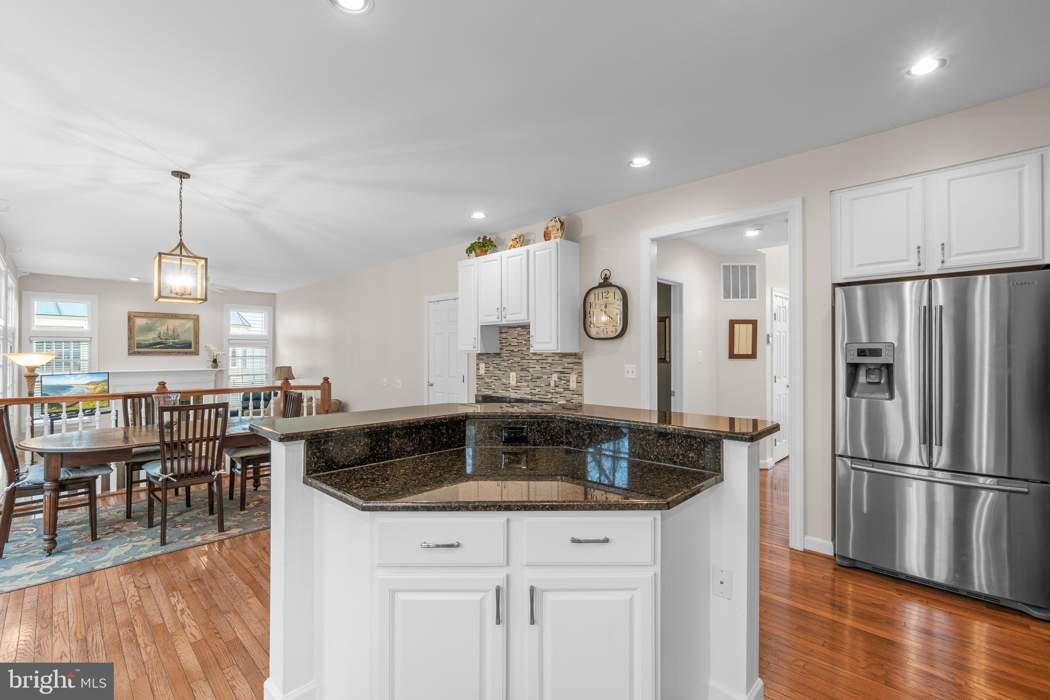 OATLAND FARM - Residential