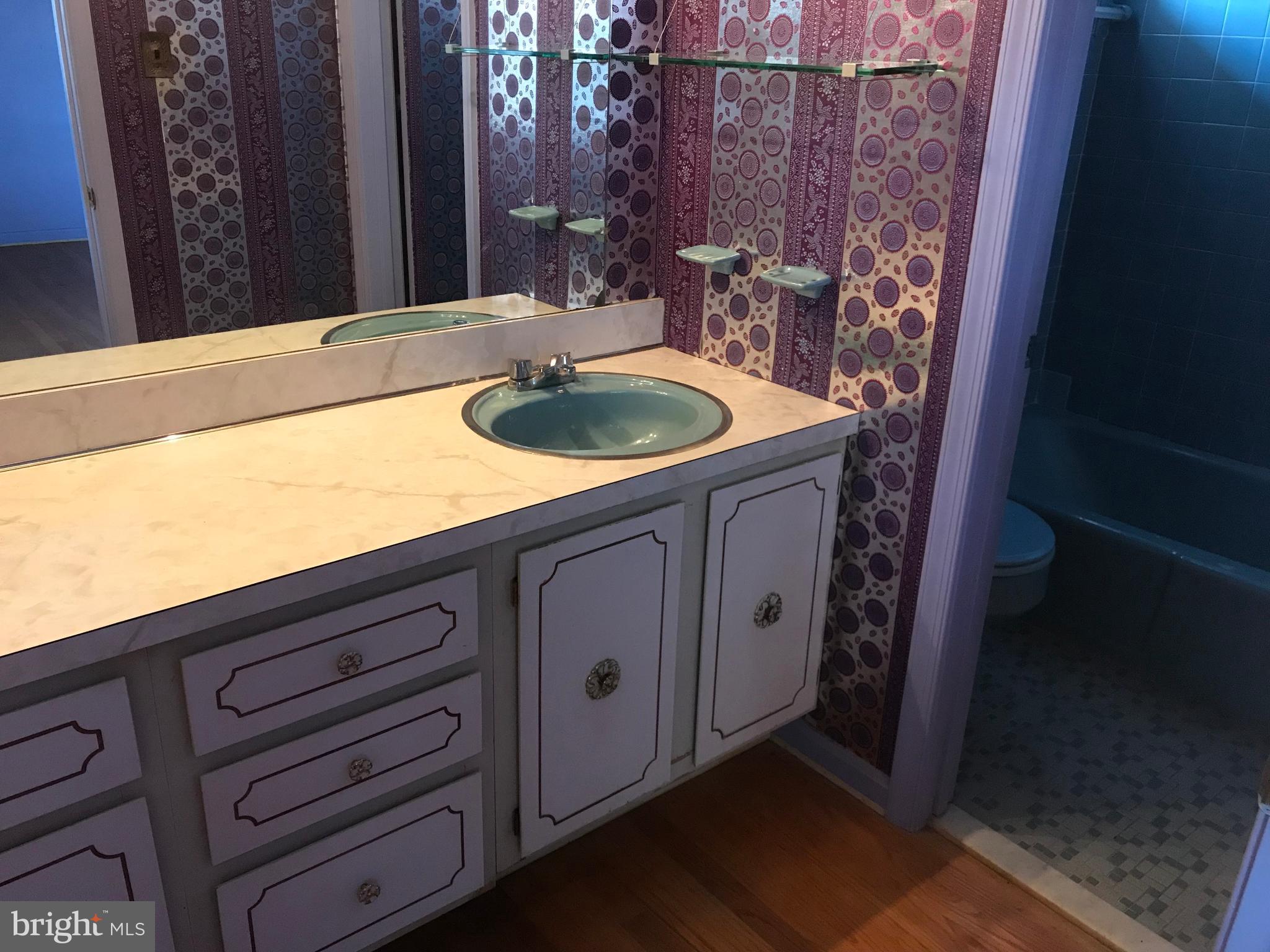 GLENWOOD PARK - Residential