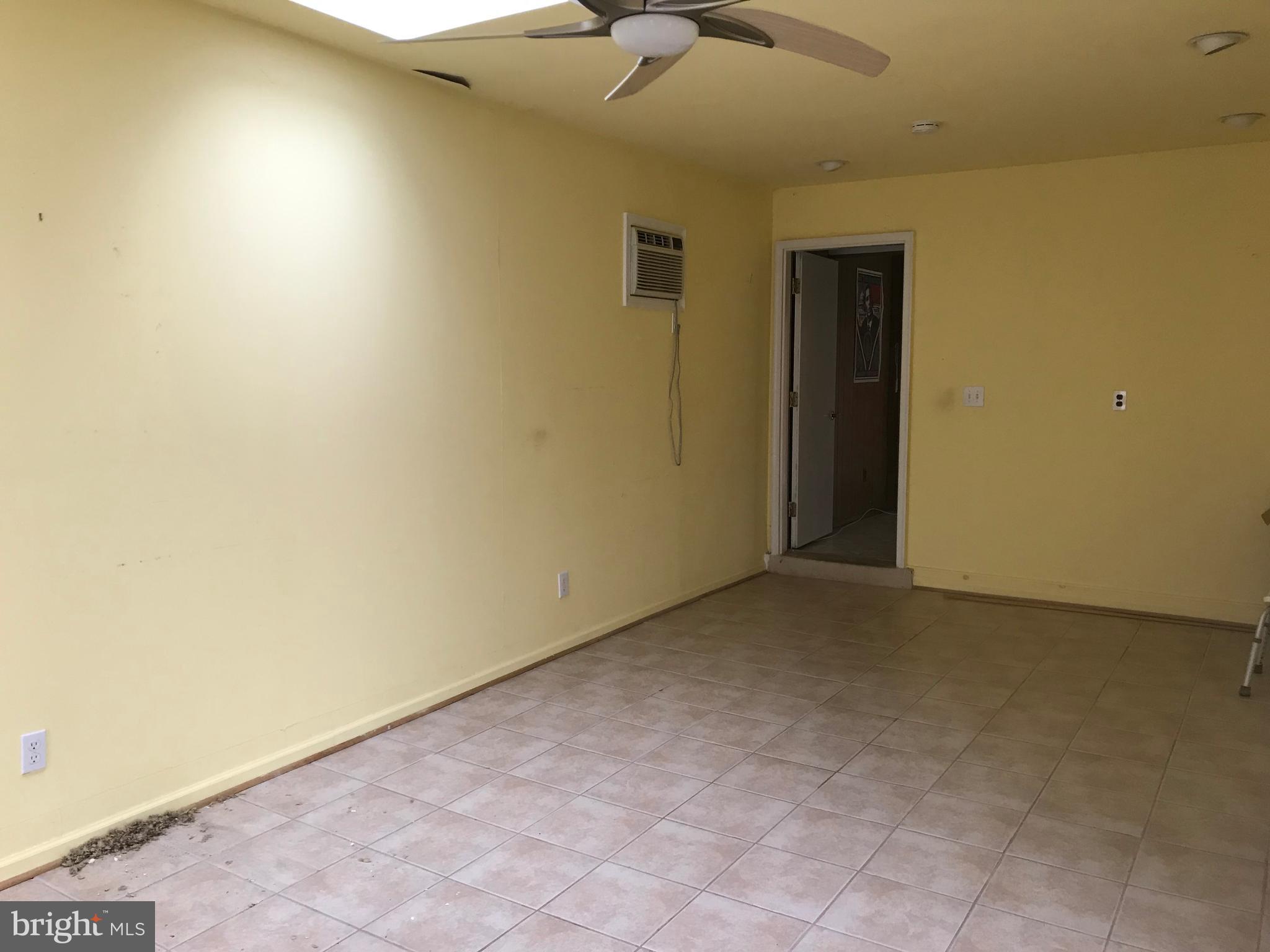 GLENWOOD PARK - Residential