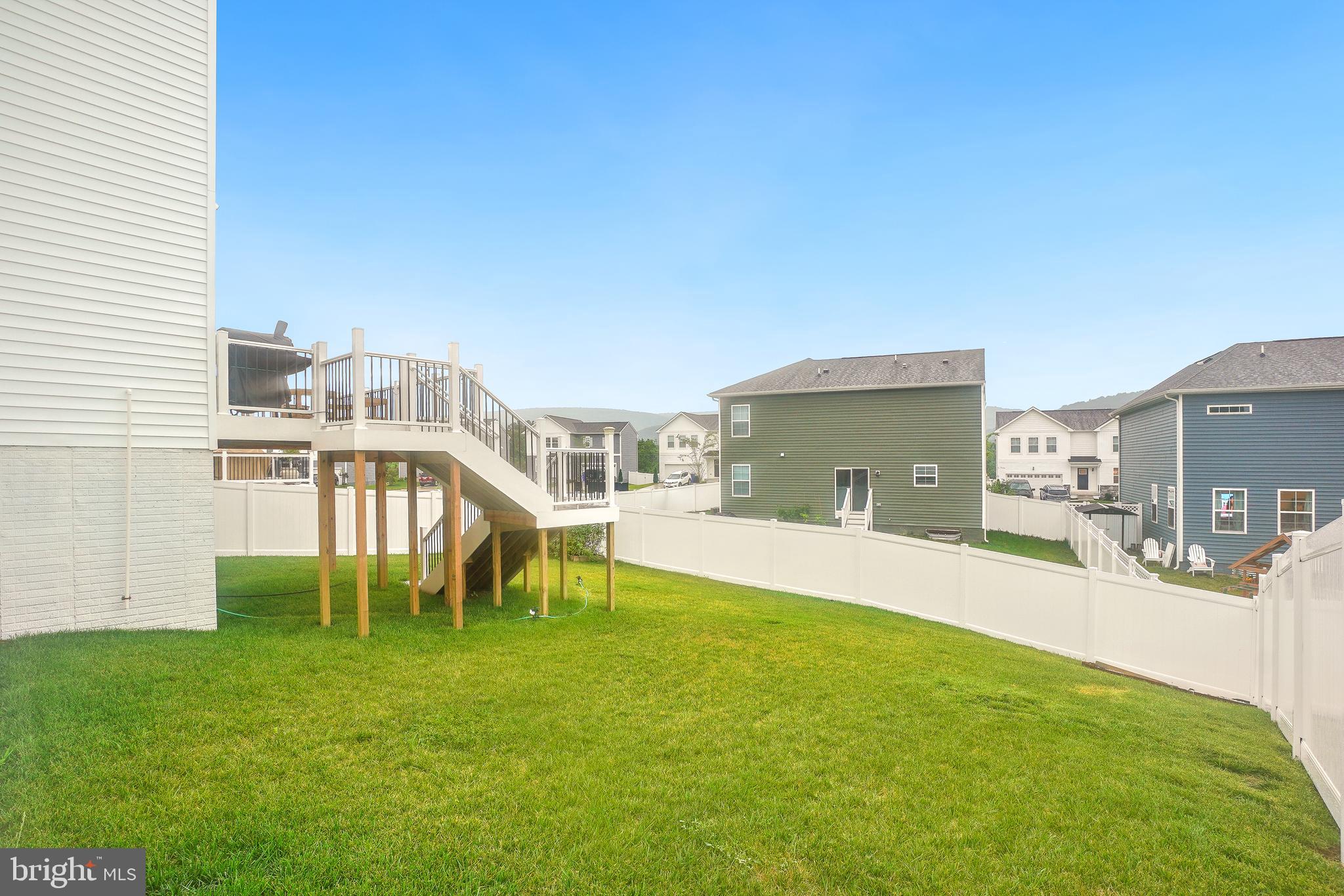 HAMMAKER HILLS - Residential