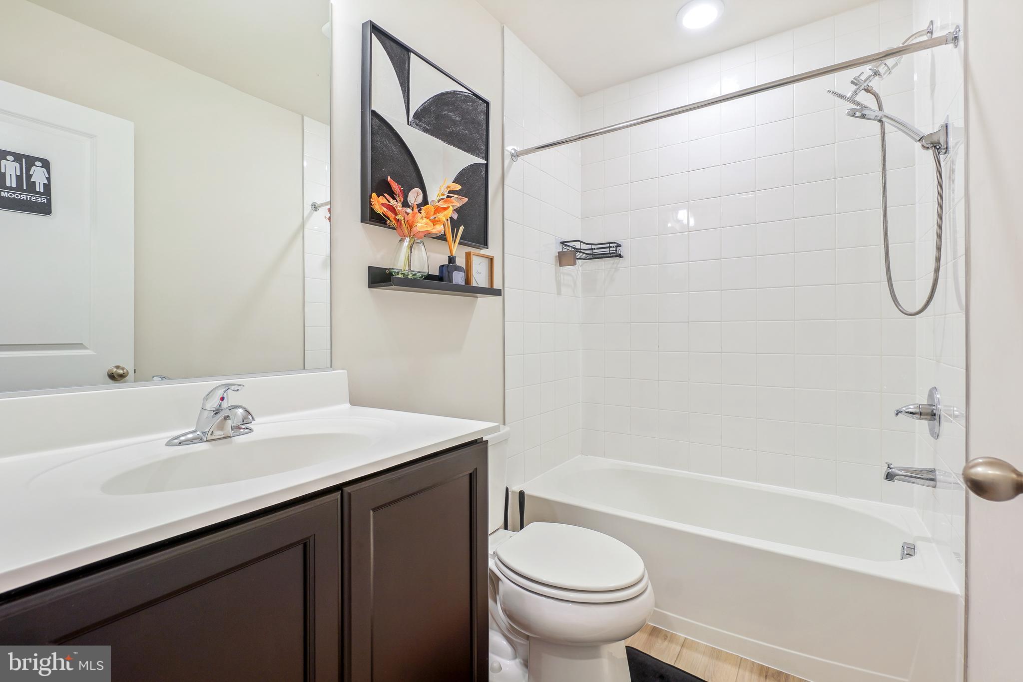 HAMMAKER HILLS - Residential