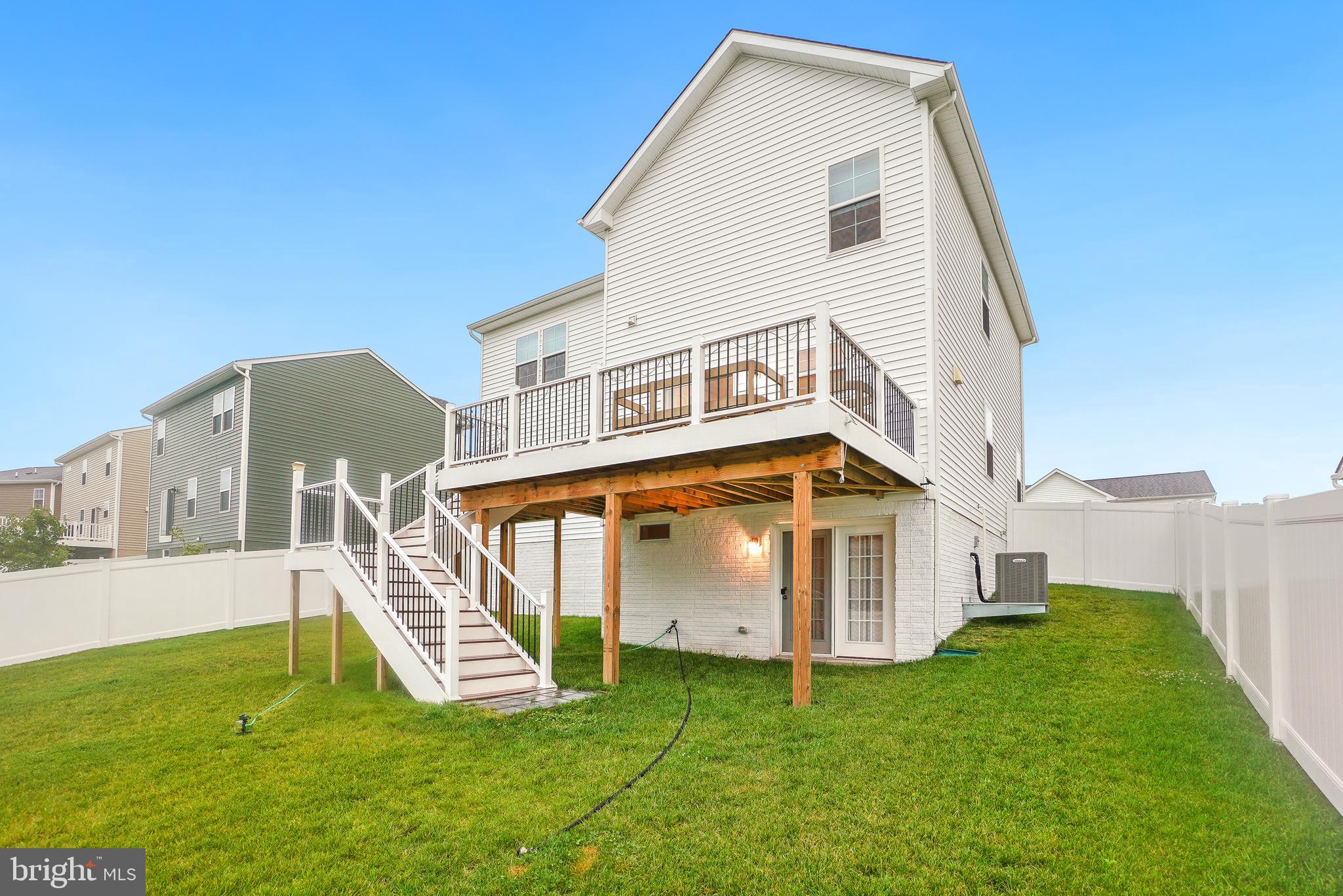 HAMMAKER HILLS - Residential