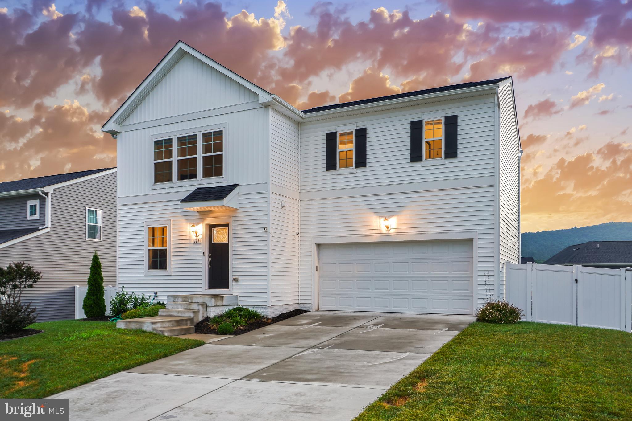 HAMMAKER HILLS - Residential