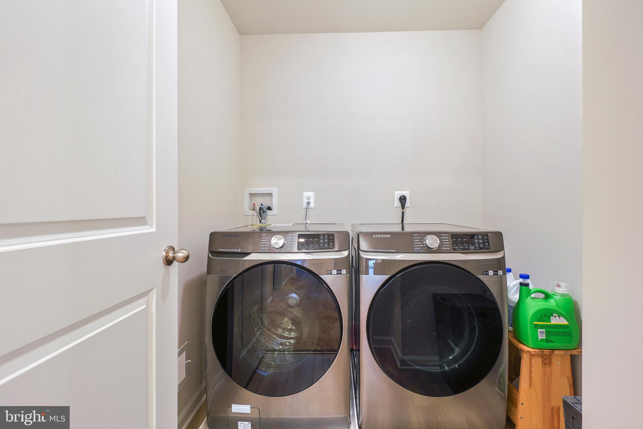 HAMMAKER HILLS - Residential