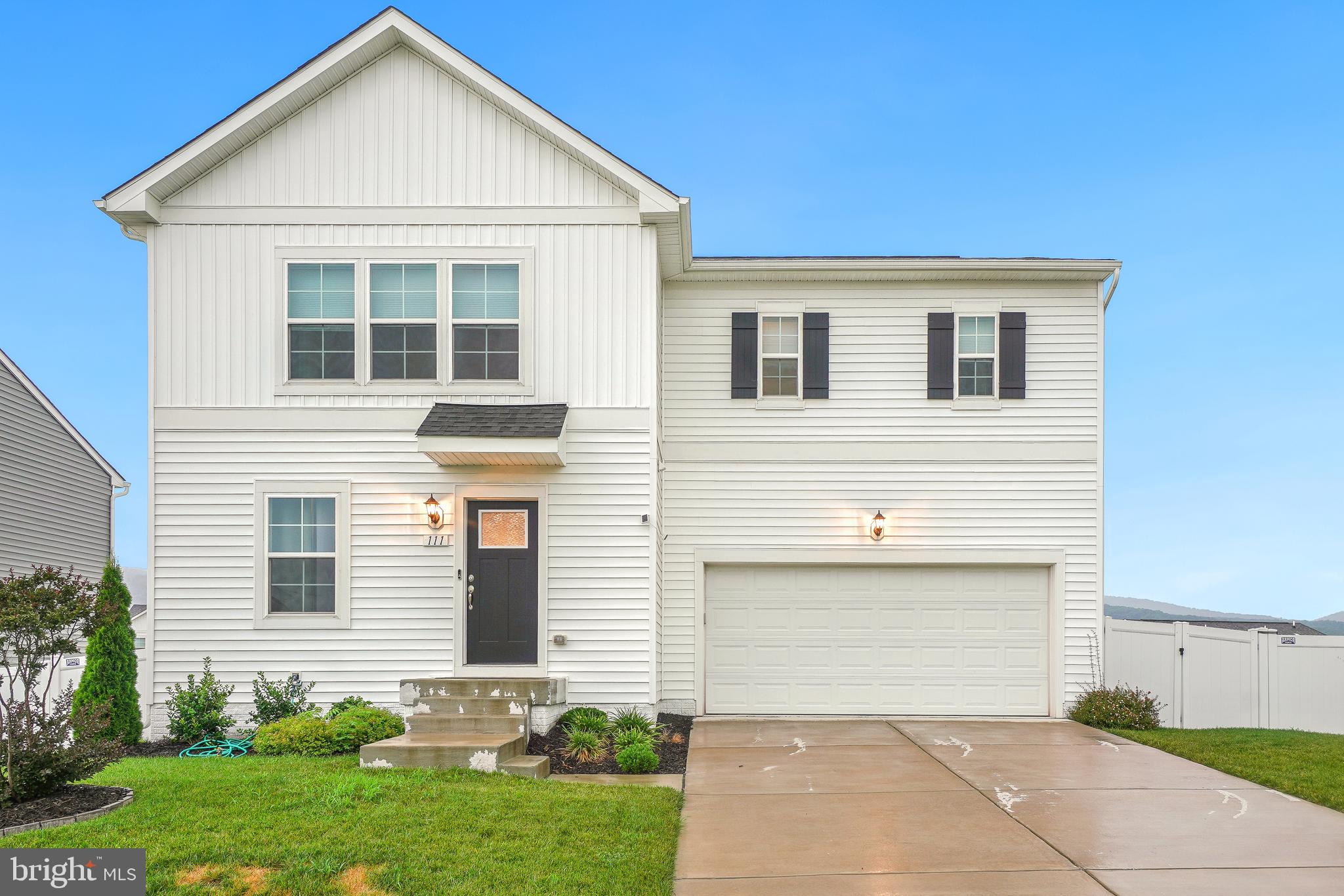 HAMMAKER HILLS - Residential