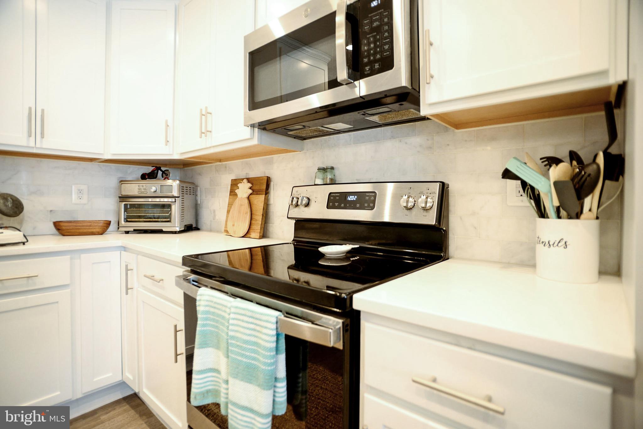 CAROL'S PLACE - Residential