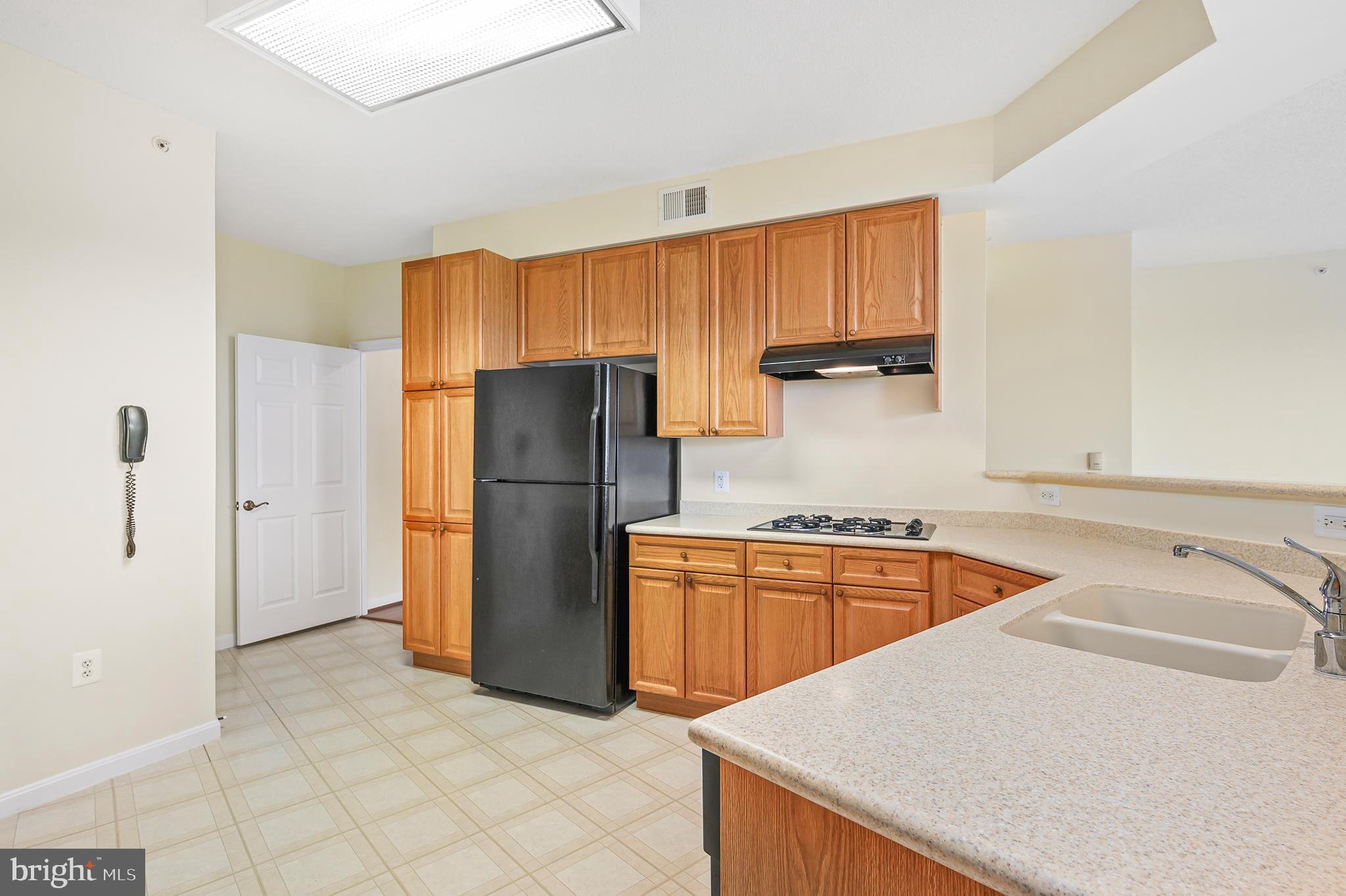 LANSDOWNE WOODS - Residential