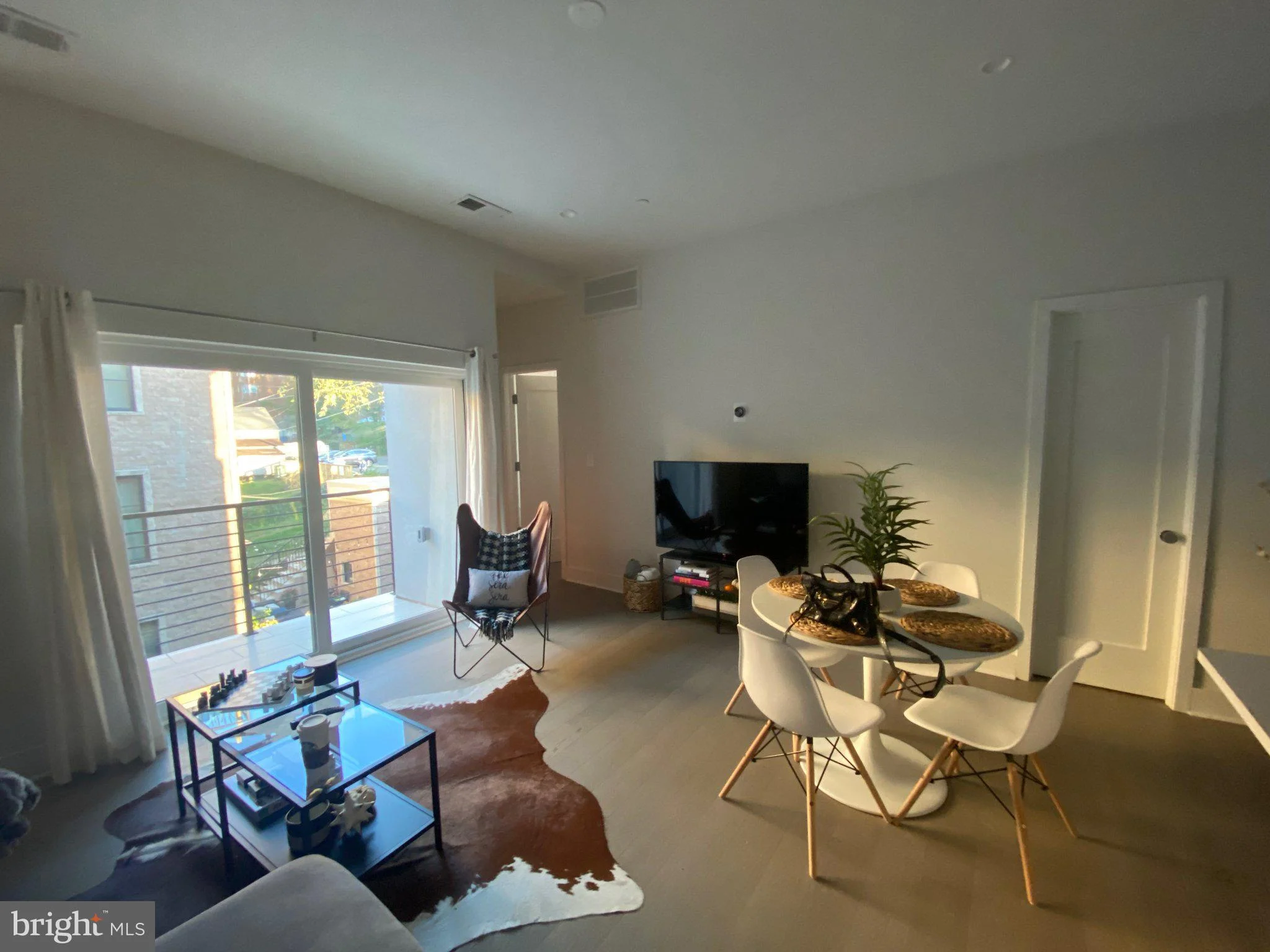 4008 Edmunds Street NW Unit 8, Washington, DC 20007