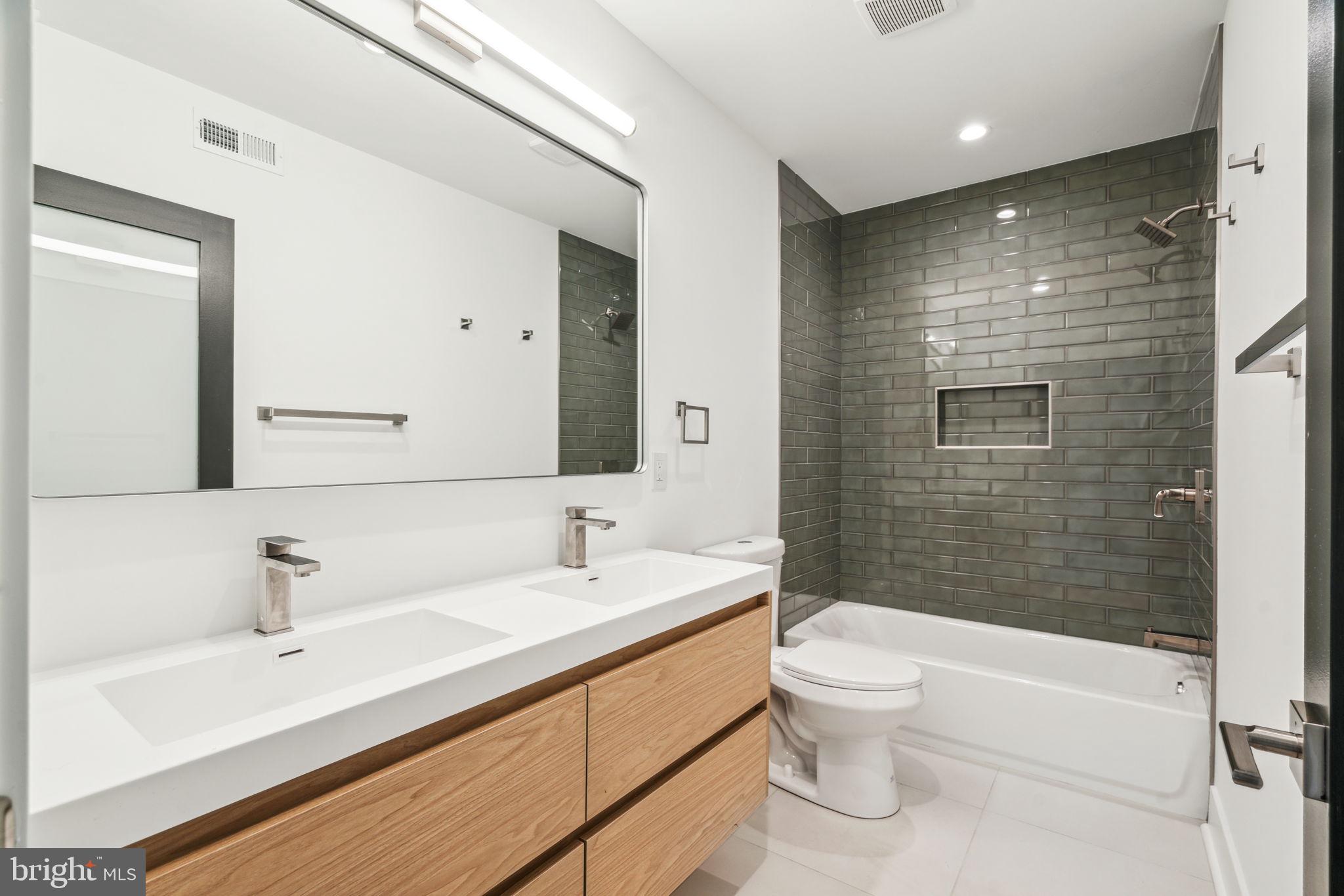 GRAYS FERRY - Residential