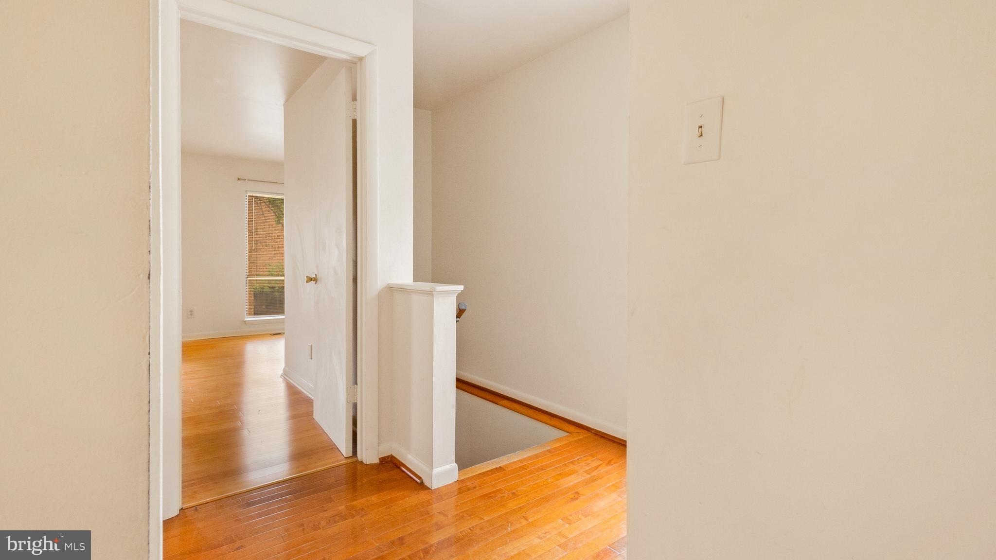 GLEN ORA - PLAT 9 - Residential Lease