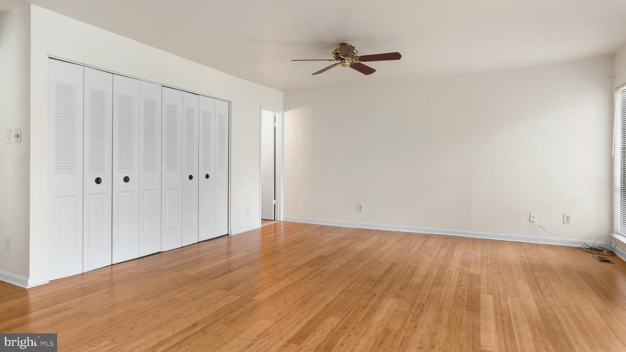 GLEN ORA - PLAT 9 - Residential Lease