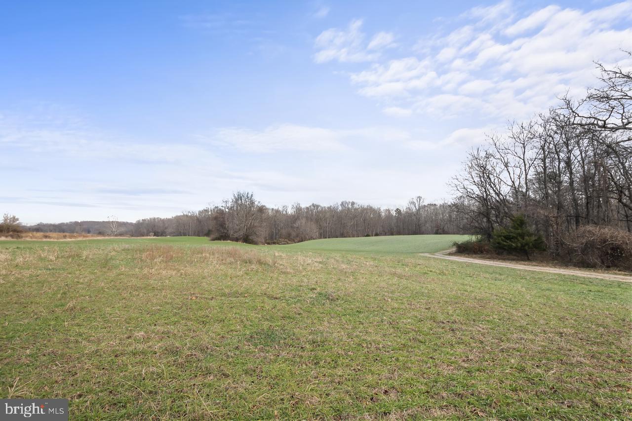 7389 LEEDS MANOR RD