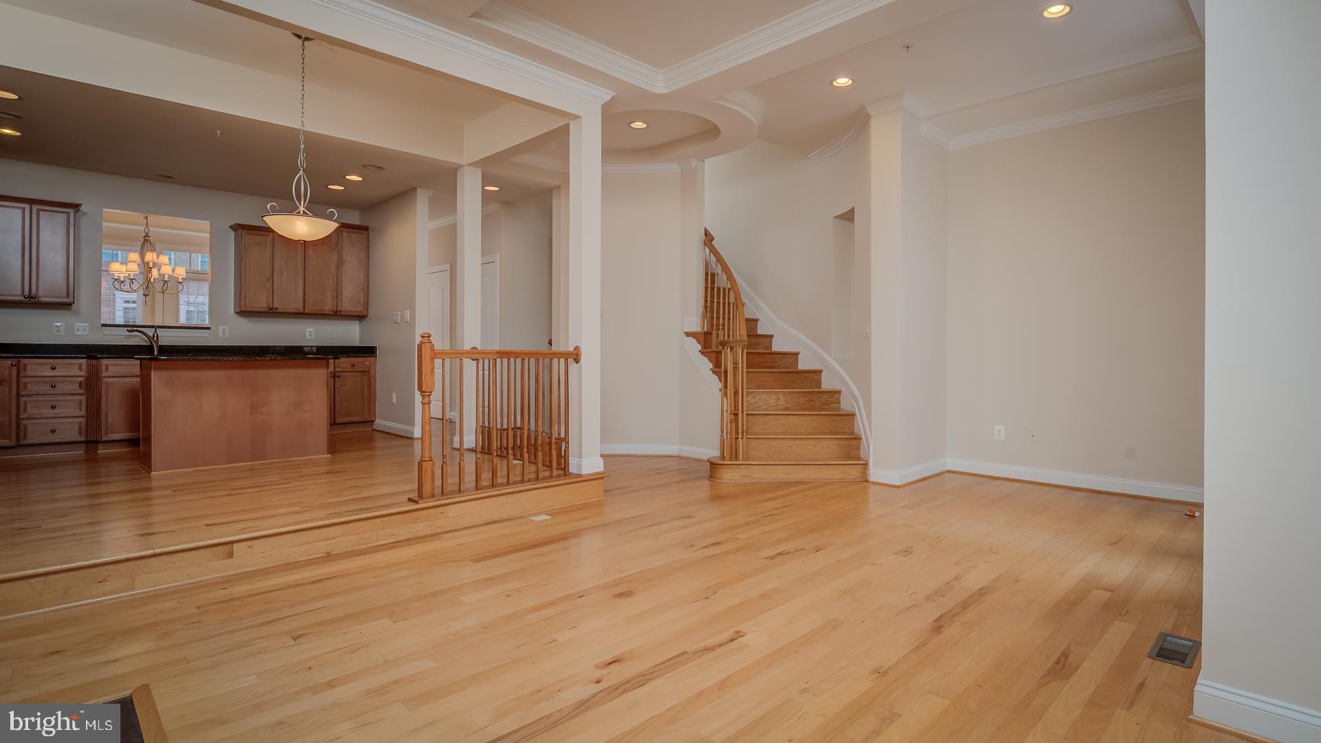 VINEYARDS OF ANNAPOLIS - Residential