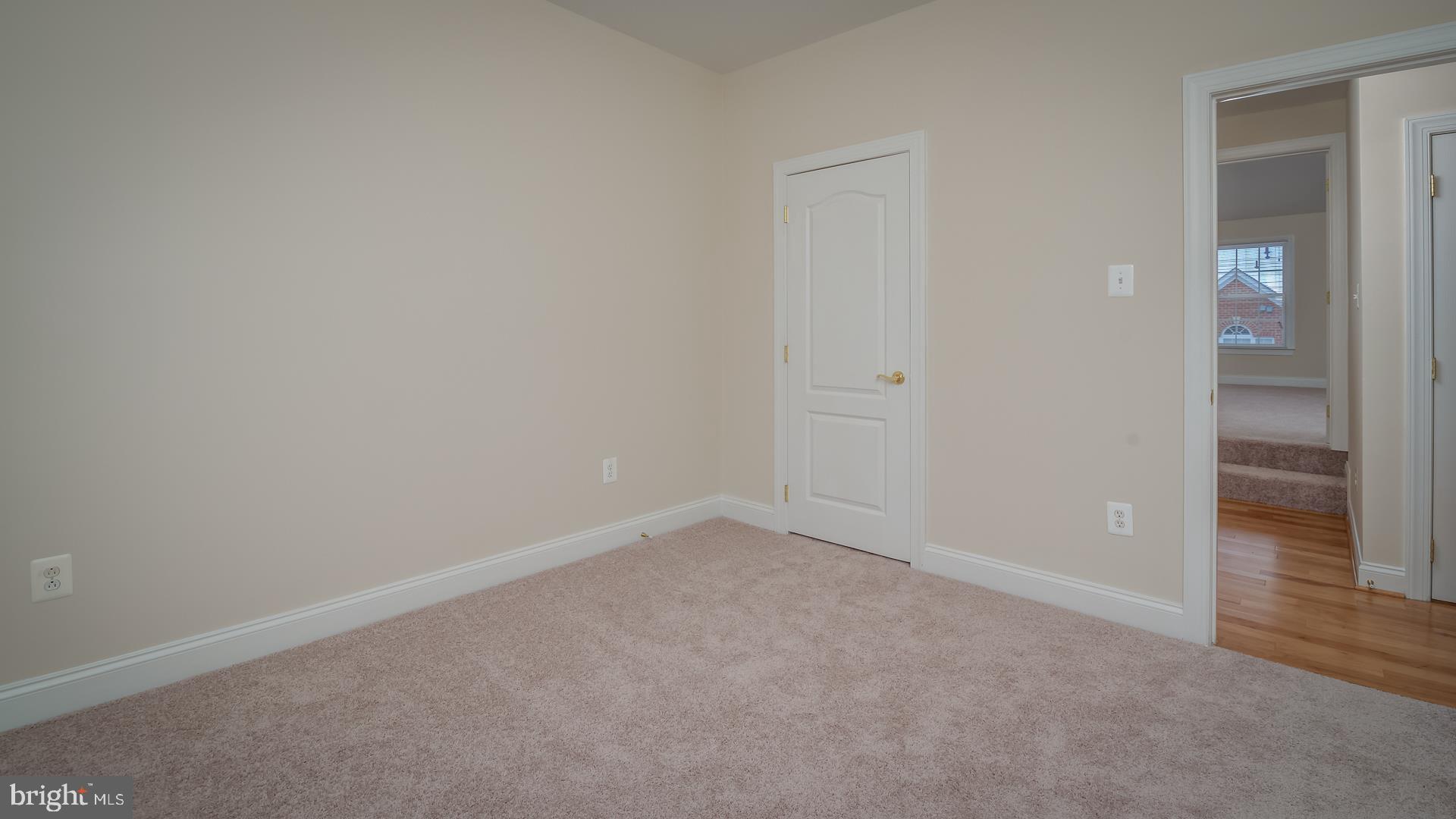 VINEYARDS OF ANNAPOLIS - Residential