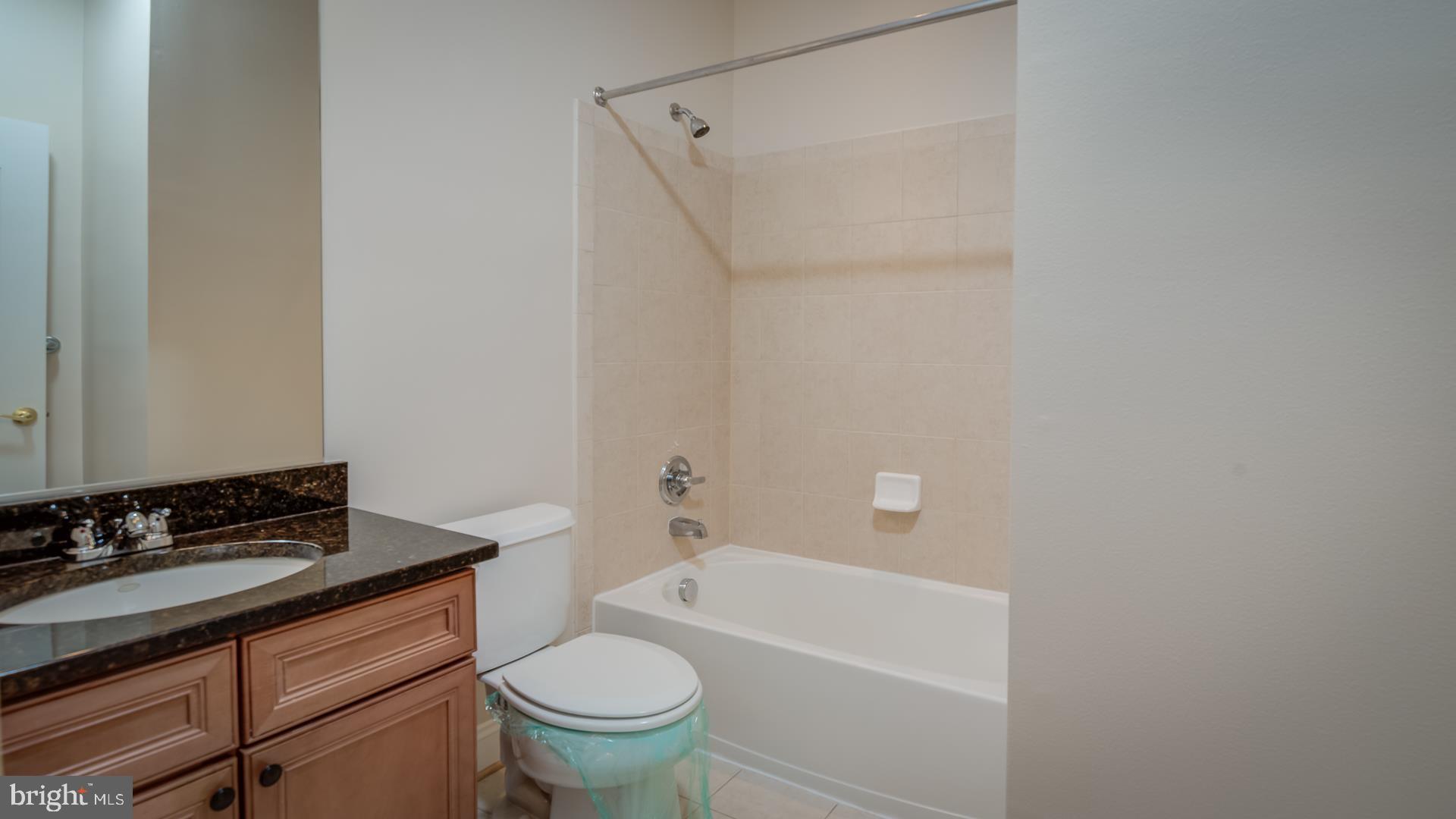 VINEYARDS OF ANNAPOLIS - Residential