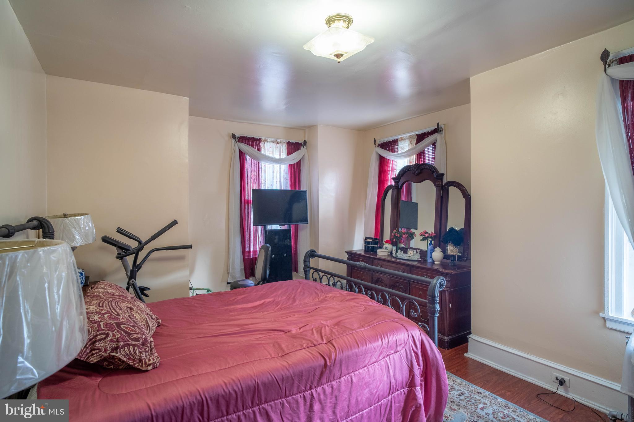 PHILADELPHIA - Residential