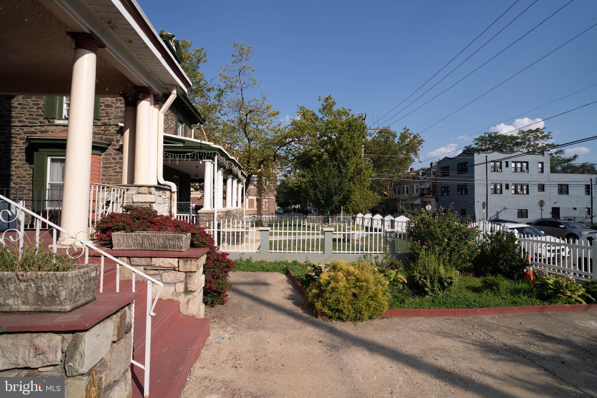 PHILADELPHIA - Residential