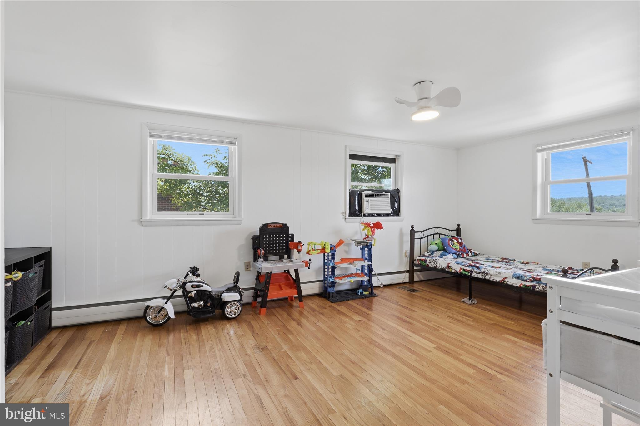BRUNSWICK - Residential