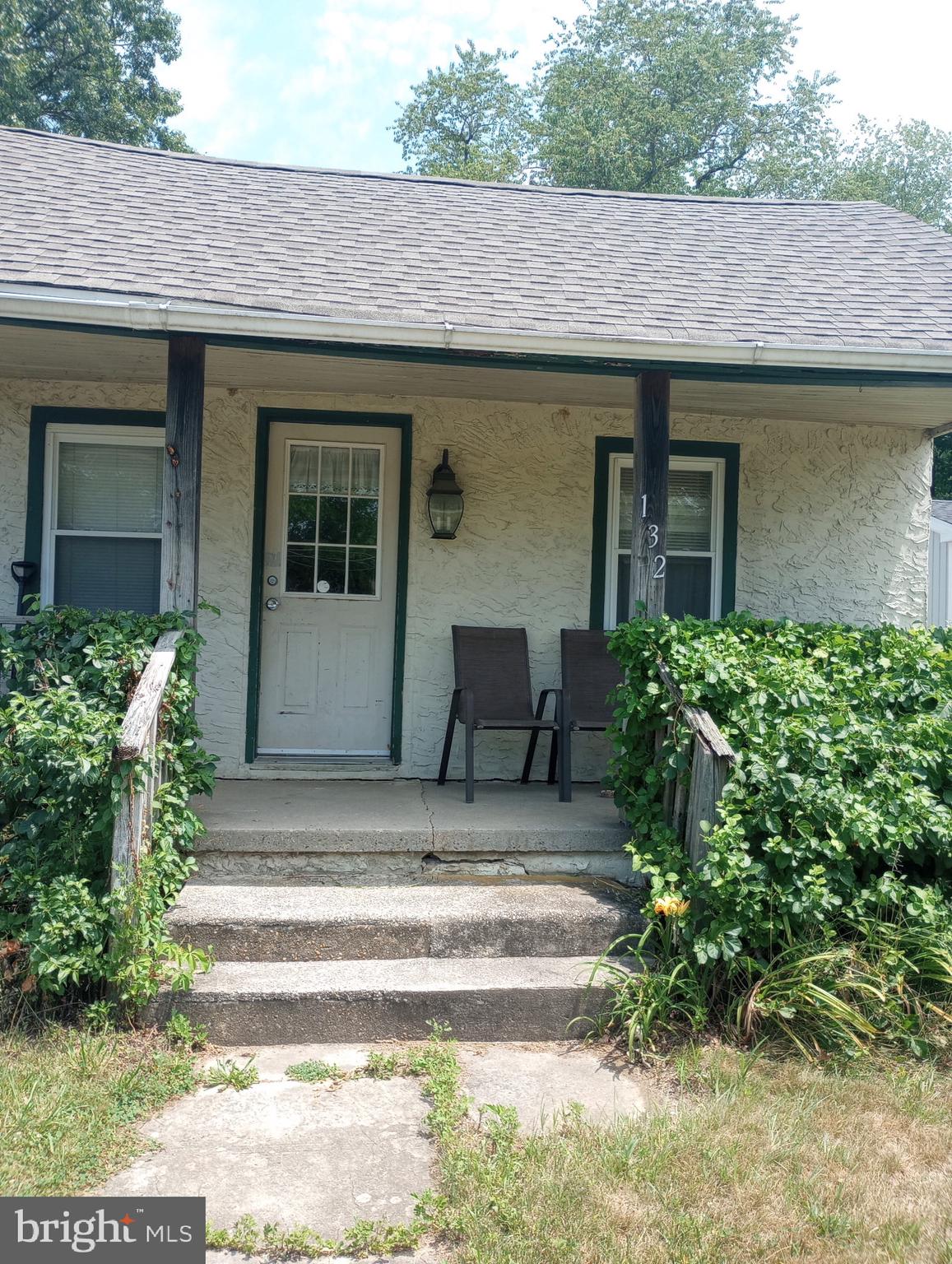 132 EAST BOULEVARD
