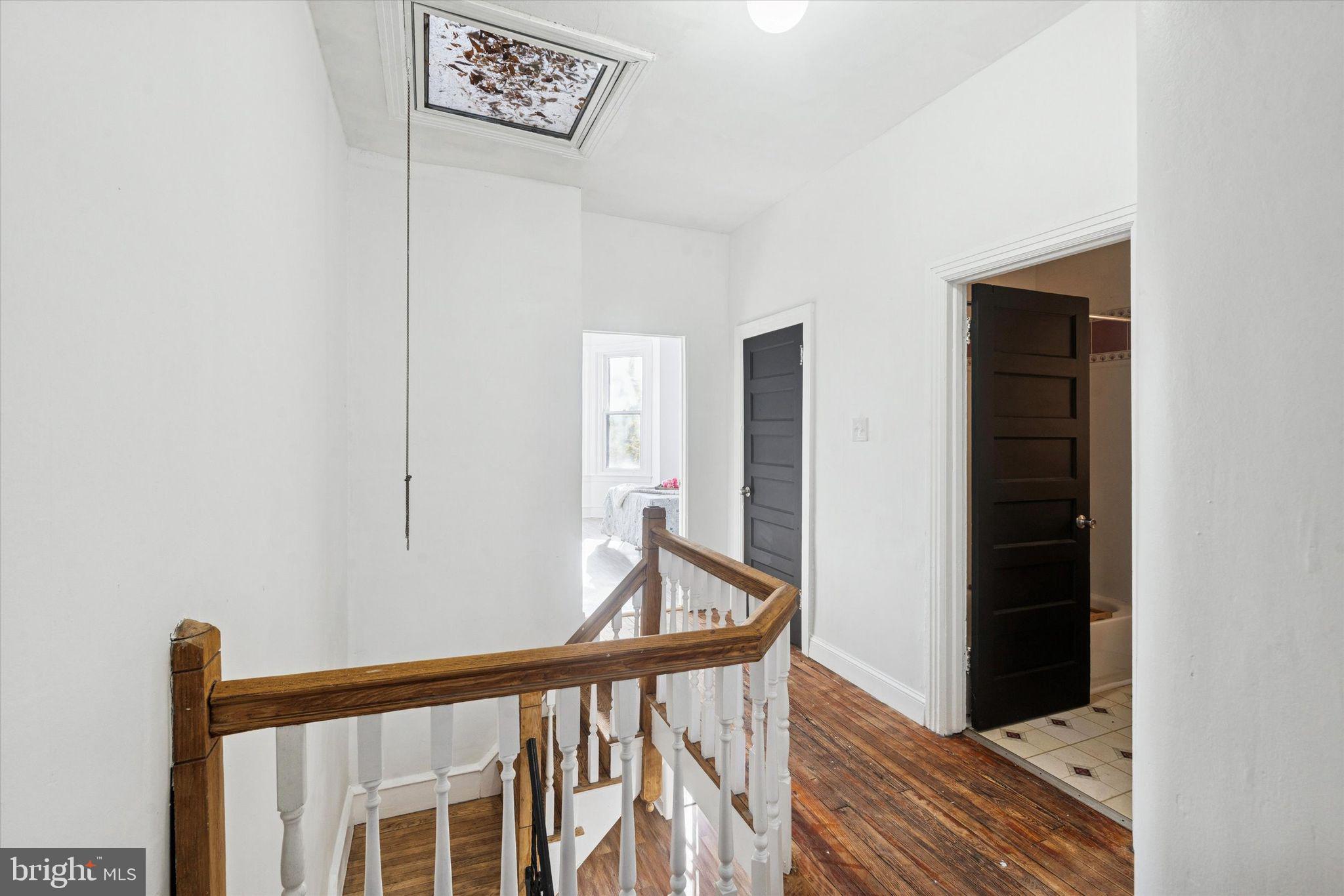 2335 W CUMBERLAND STREET