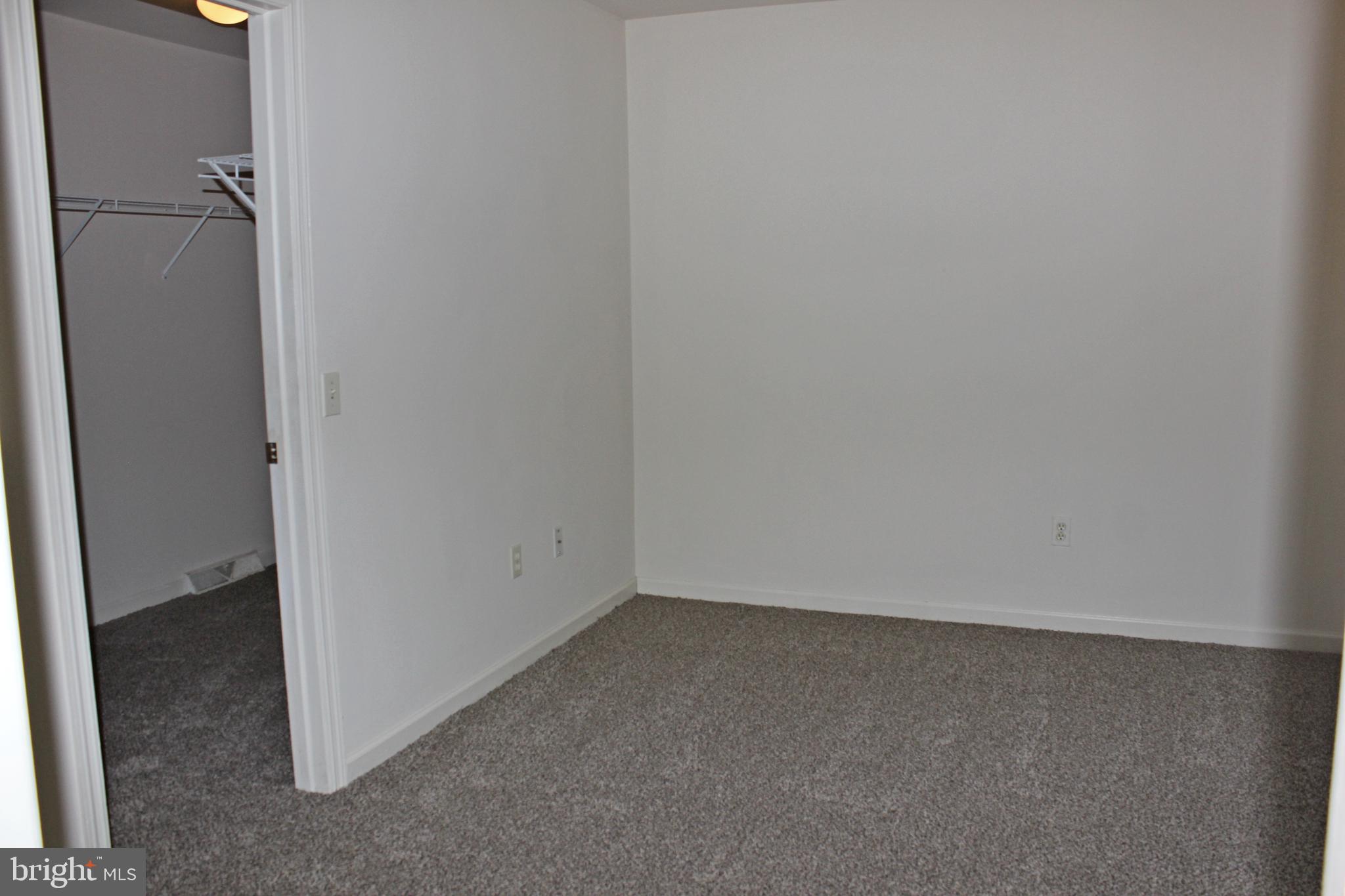 GRANDVIEW MEADOWS - Residential