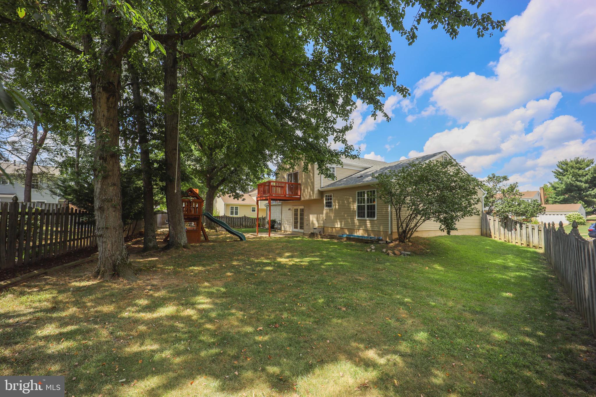 FRANCONIA FOREST - Residential Lease