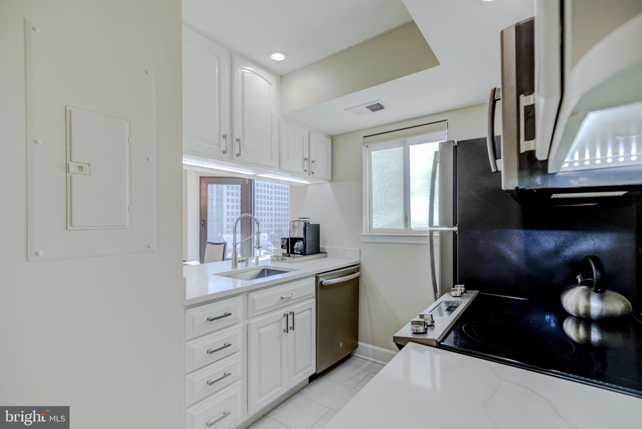 SUMMERWALK - Residential