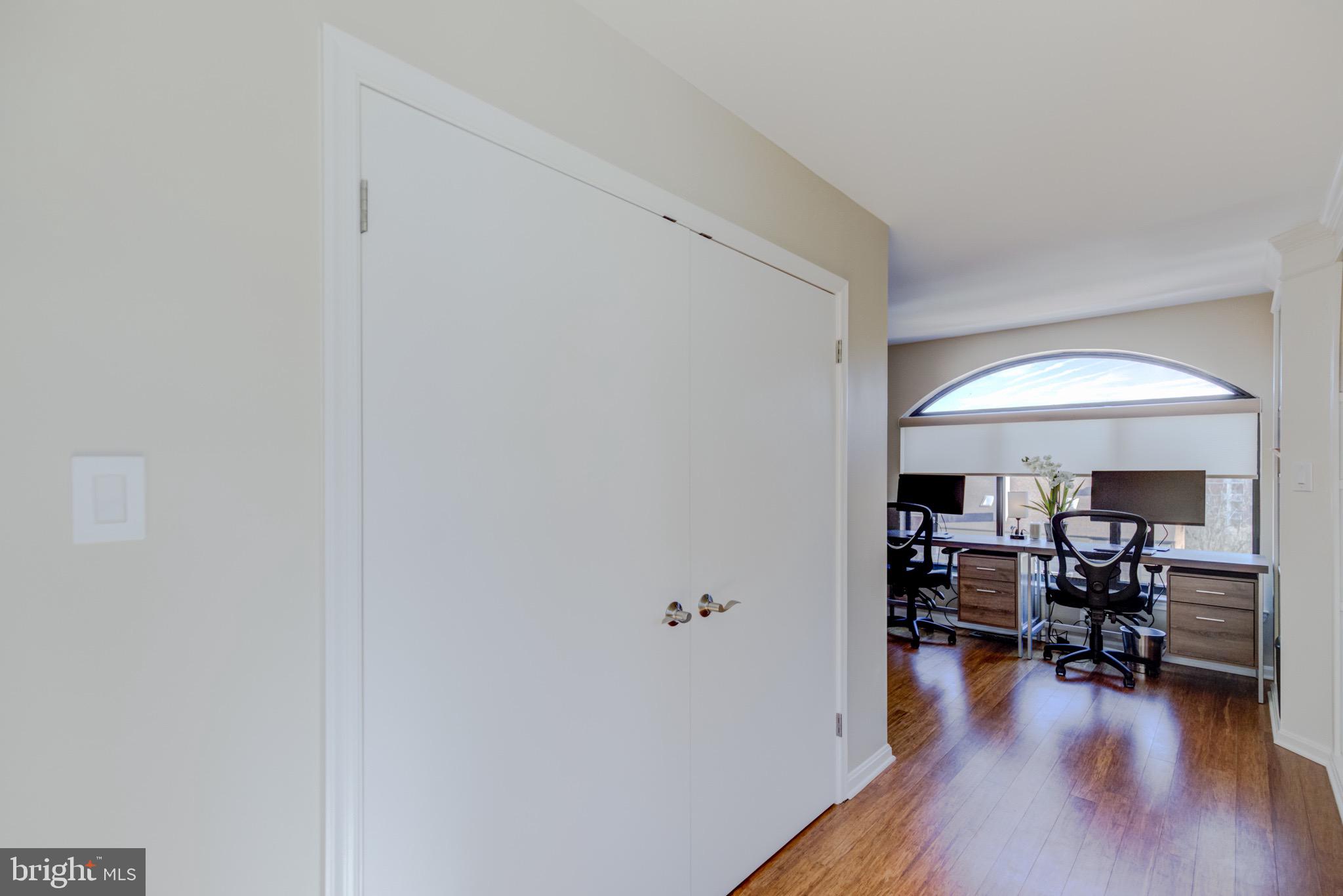 SUMMERWALK - Residential