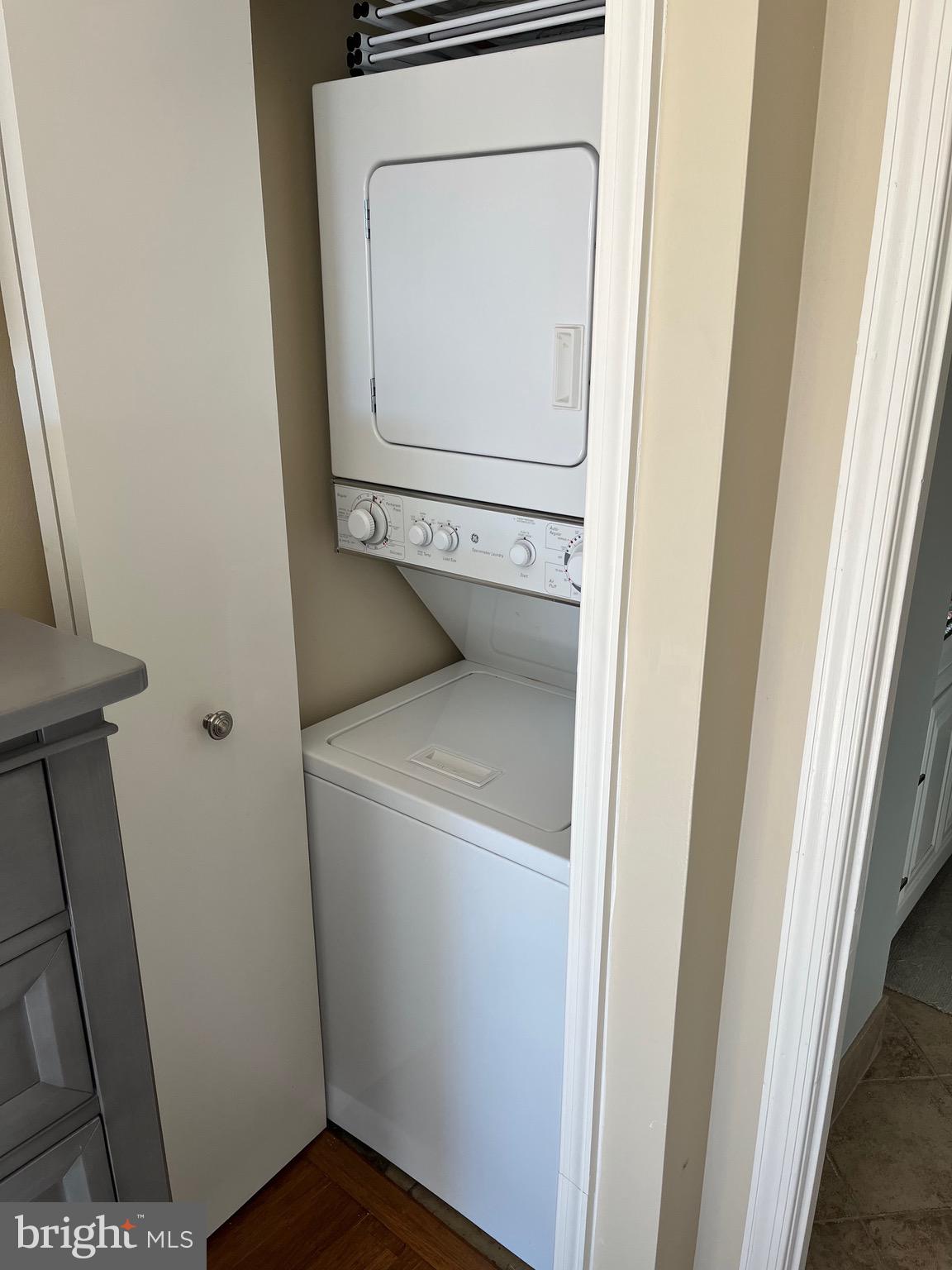 SUMMERWALK - Residential