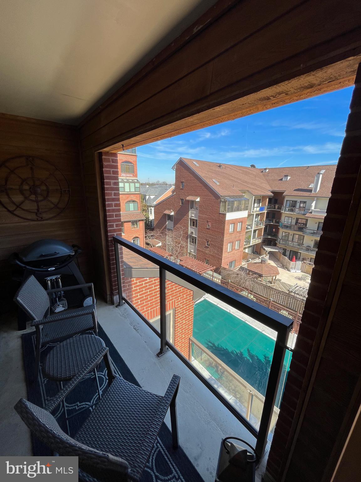 SUMMERWALK - Residential