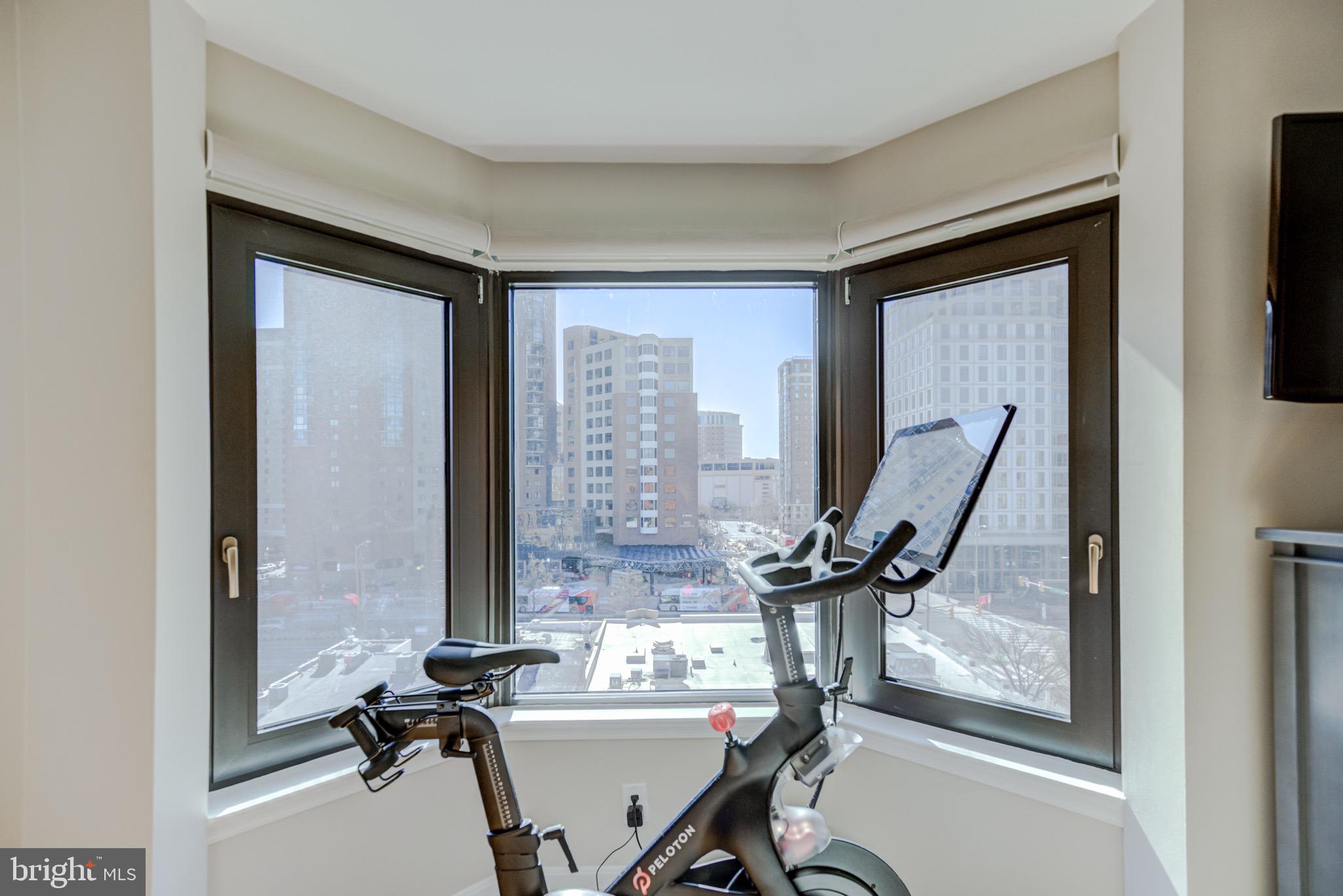 SUMMERWALK - Residential