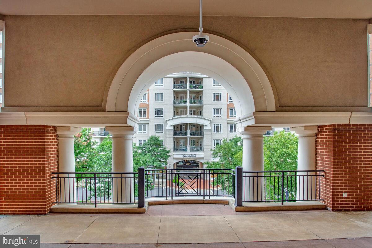 GRANDVIEW AT ANNAPOLIS TOWNE CENTRE - Residential