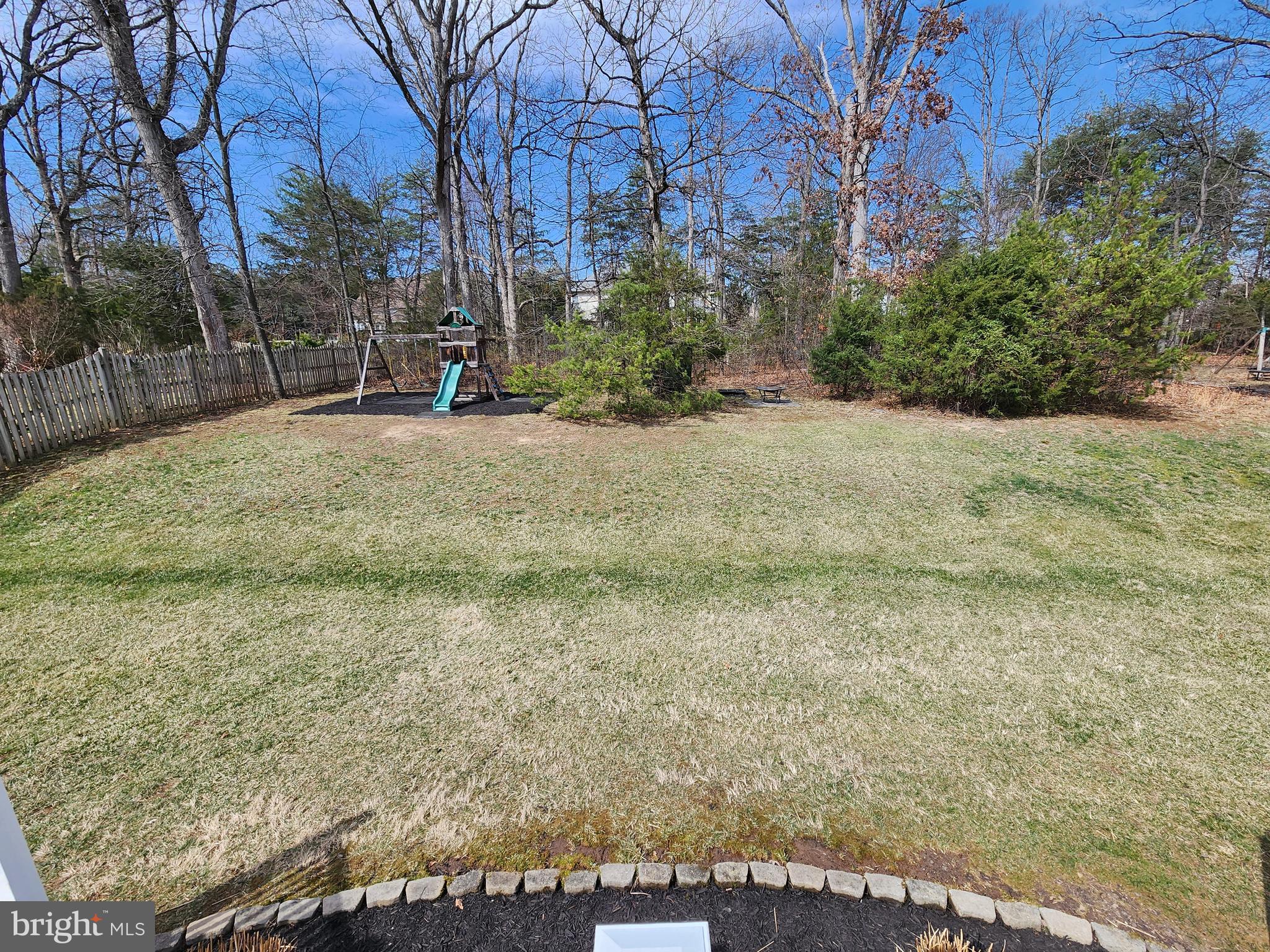 VANTAGE POINTE - Residential