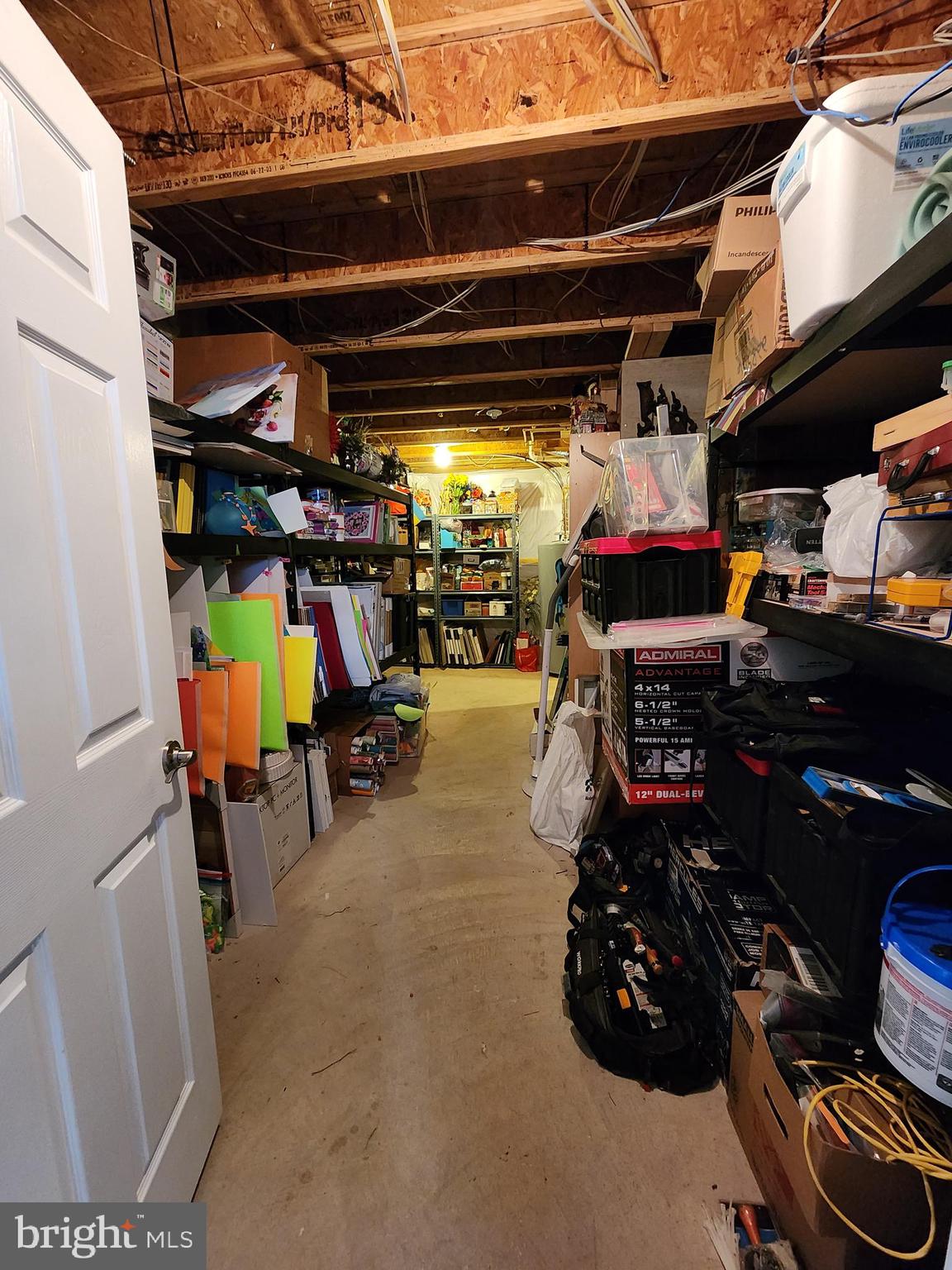 VANTAGE POINTE - Residential