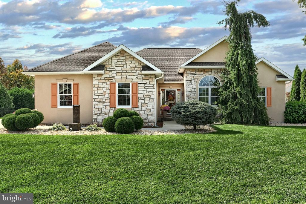 Photo of 15 Warm Breeze Court, HANOVER, PA 17331 (MLS # PAAD2020288)