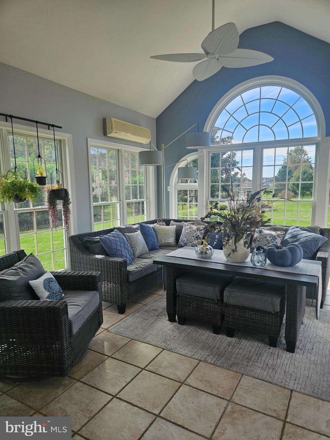 15 WARM BREEZE COURT