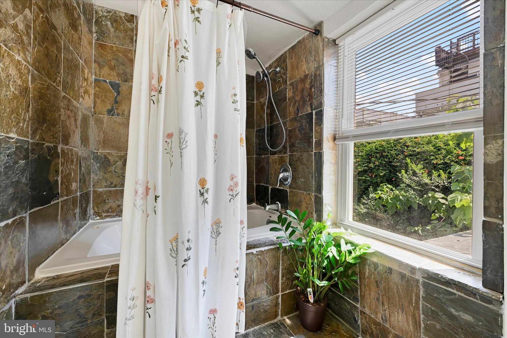 UPPER FELLS POINT - Residential