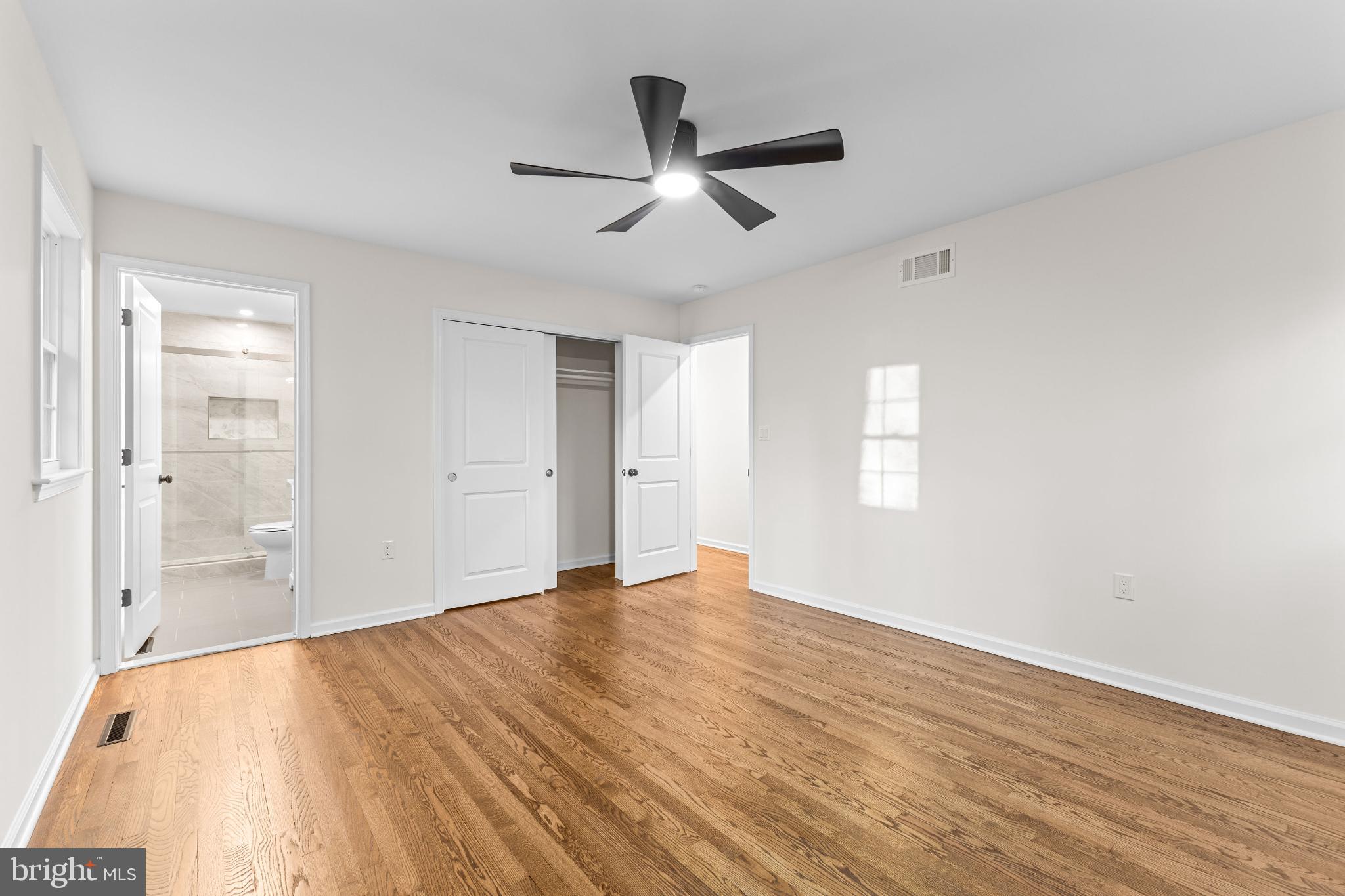 ANNAPOLIS ROADS - Residential