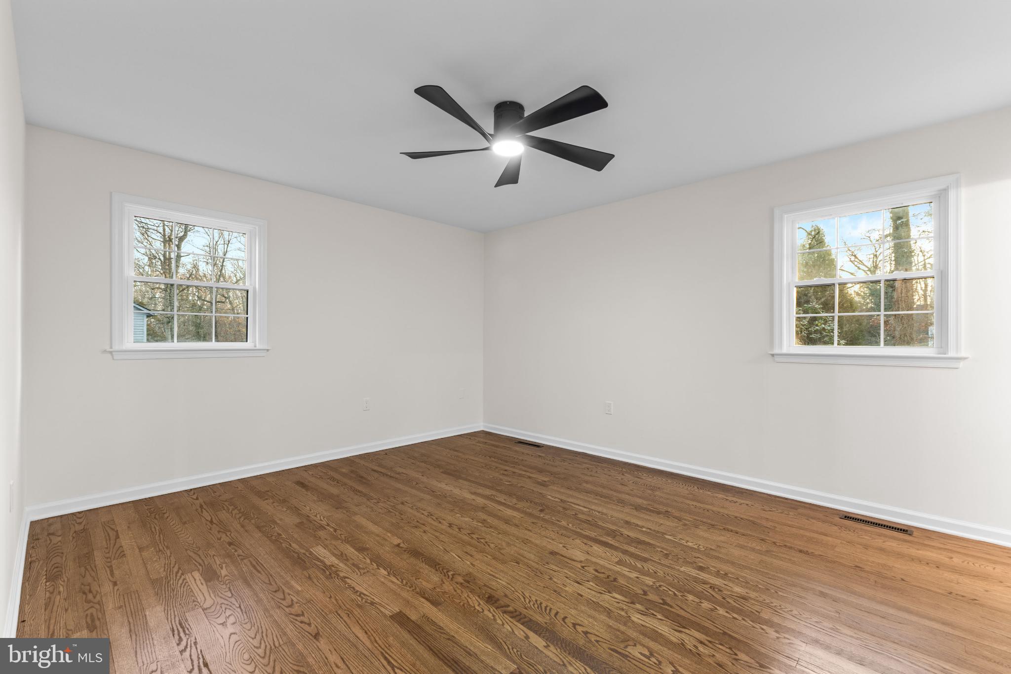 ANNAPOLIS ROADS - Residential