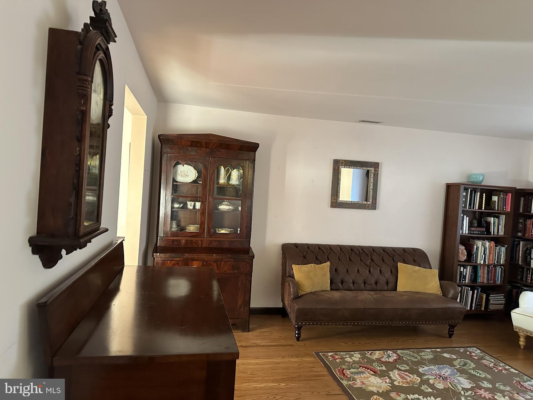 NON AVAILABLE - Residential