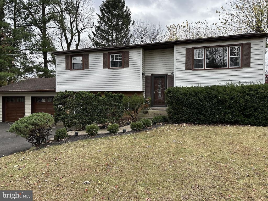 Photo of 653 Avenue A, FEASTERVILLE TREVOSE, PA 19053 (MLS # PABU2109586)