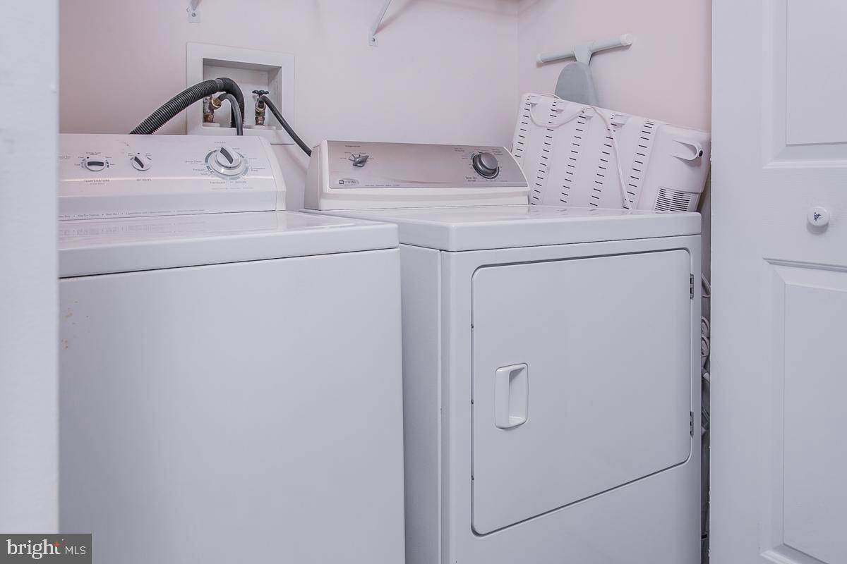 BANBURY CROSSING - Residential