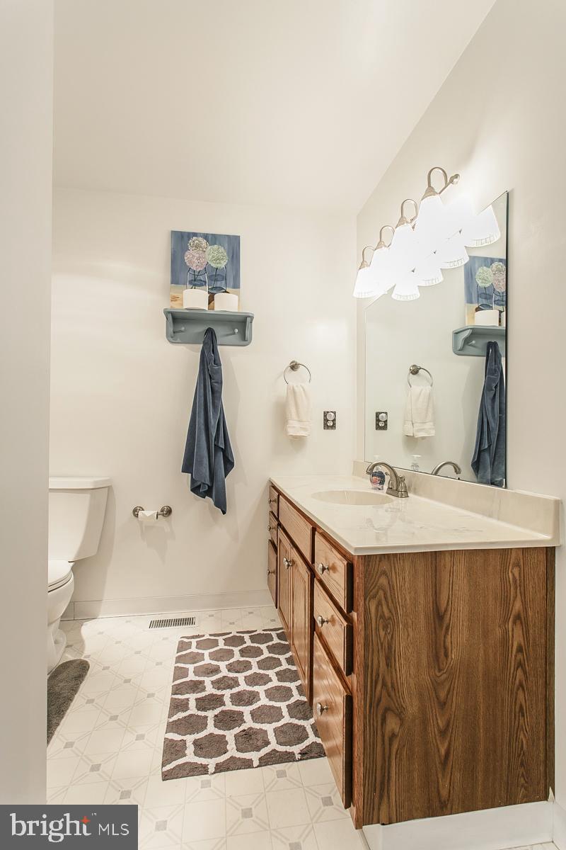 BANBURY CROSSING - Residential